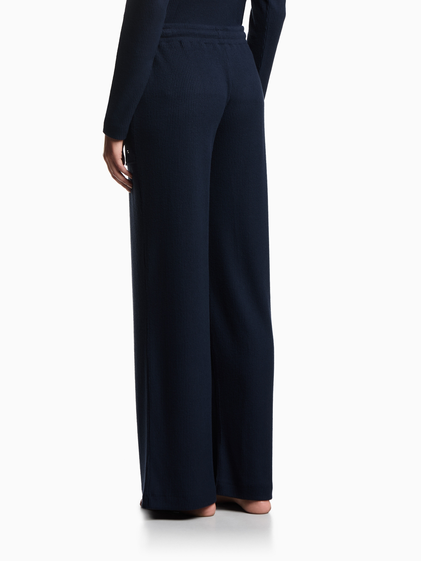 Штаны спортивные Emporio Armani модель EW002016-AF15354-UB101 Фото