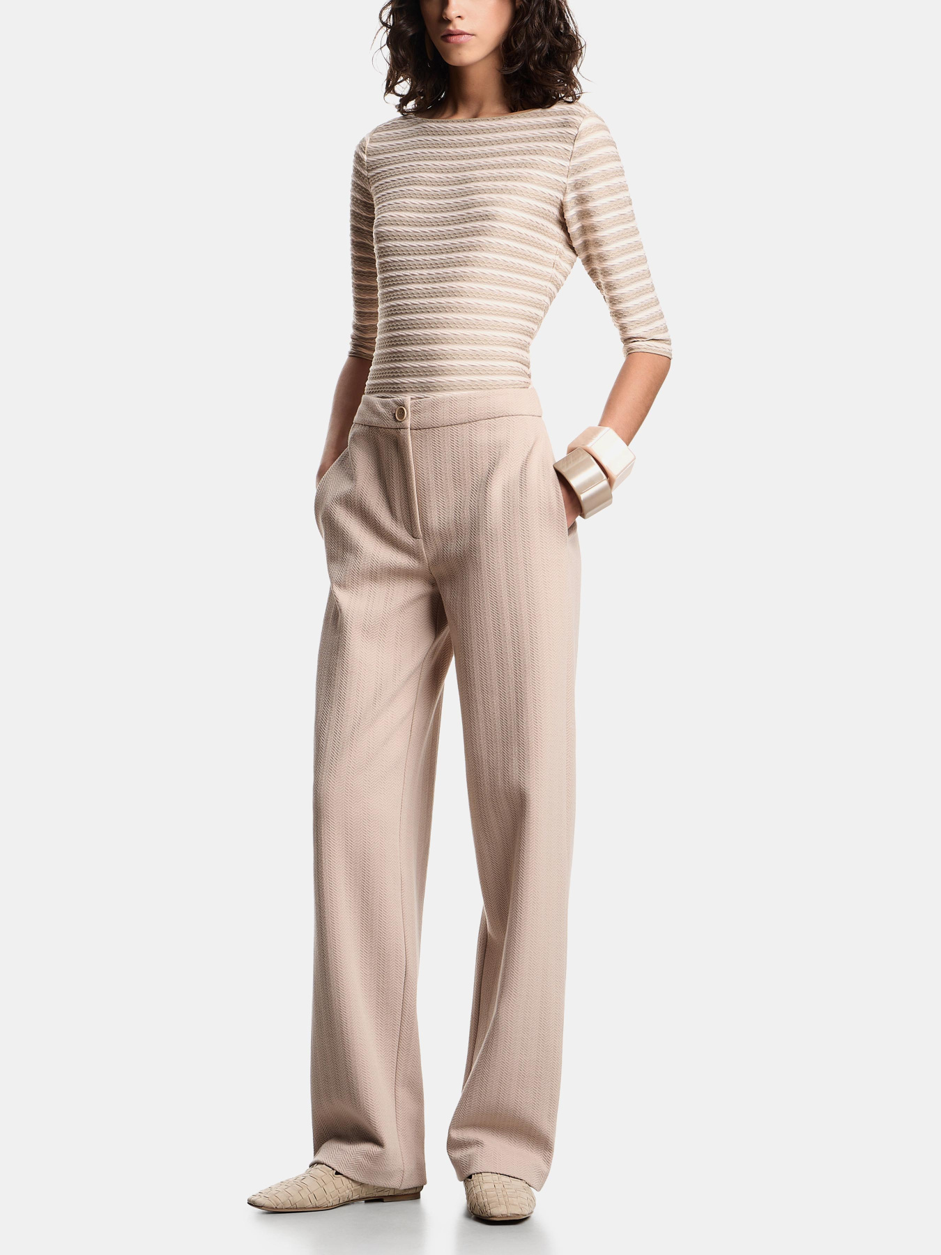 Джемпер Emporio Armani модель EW003583-AF21216-F6016 Фото