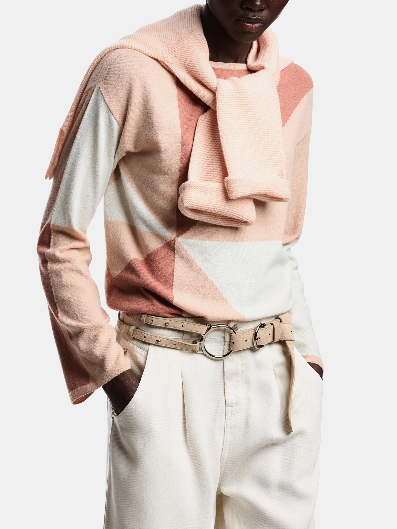 Джемпер Emporio Armani модель EW004155-AF24122-F0009 Фото