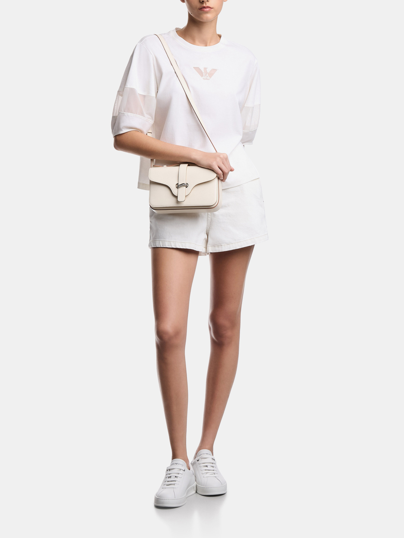 Emporio Armani модель EW004390-AF13318-U0006 Фото