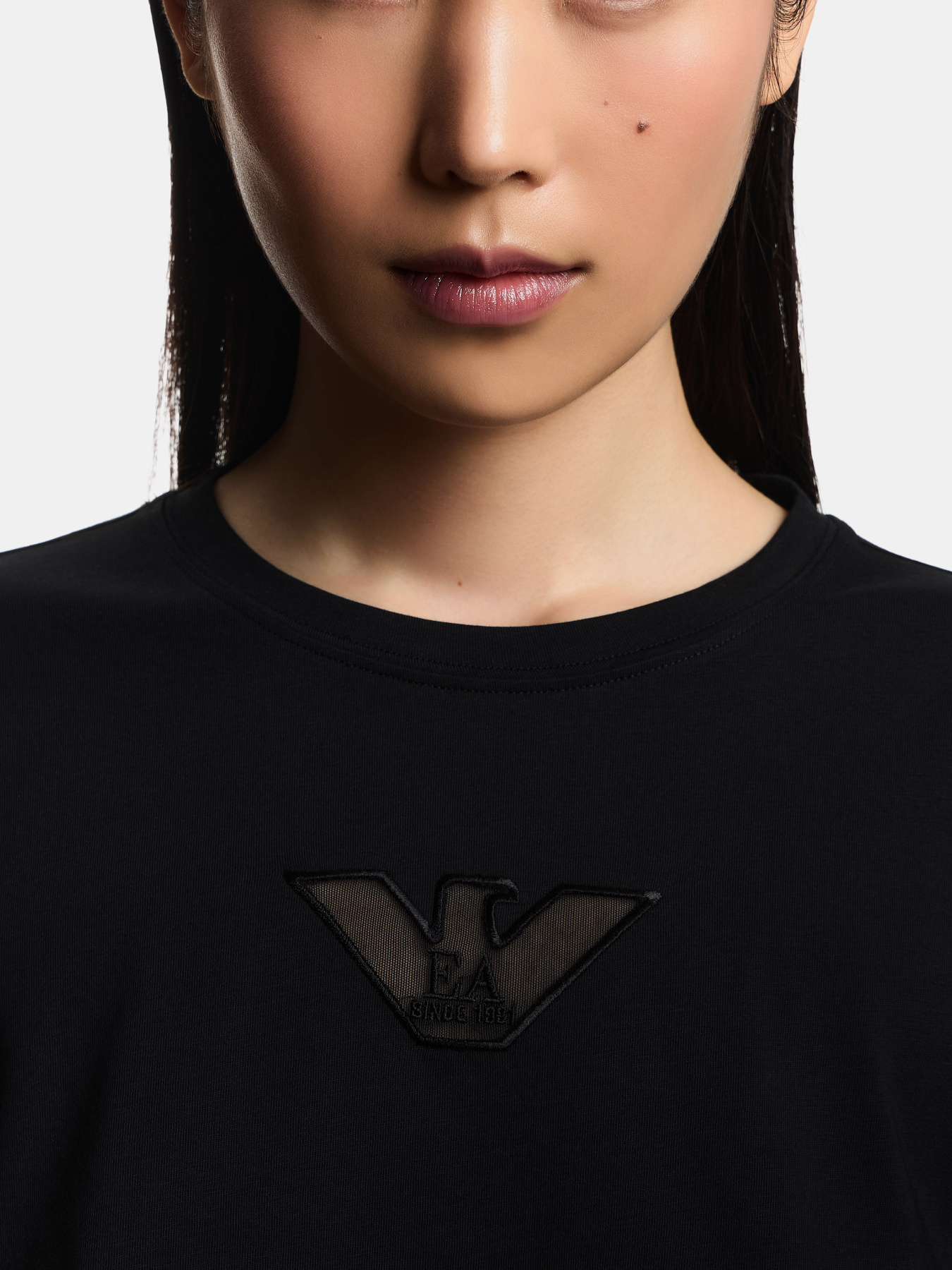 Emporio Armani модель EW004390-AF13318-UC001 Emporio Armani модель EW004390-AF13318-UC001 Фото