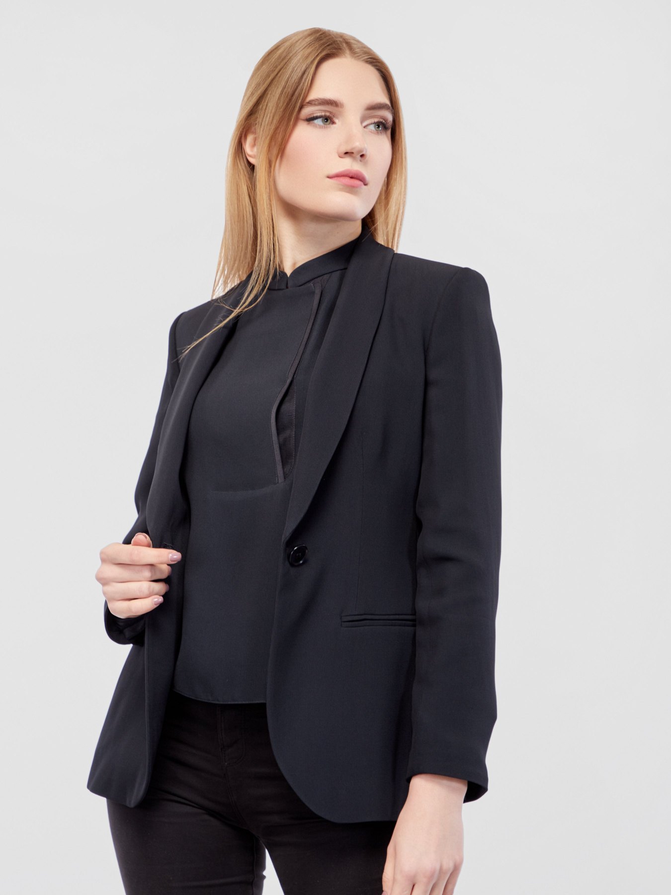 Блейзер Emporio Armani модель 0NG54D-02190-926 Фото