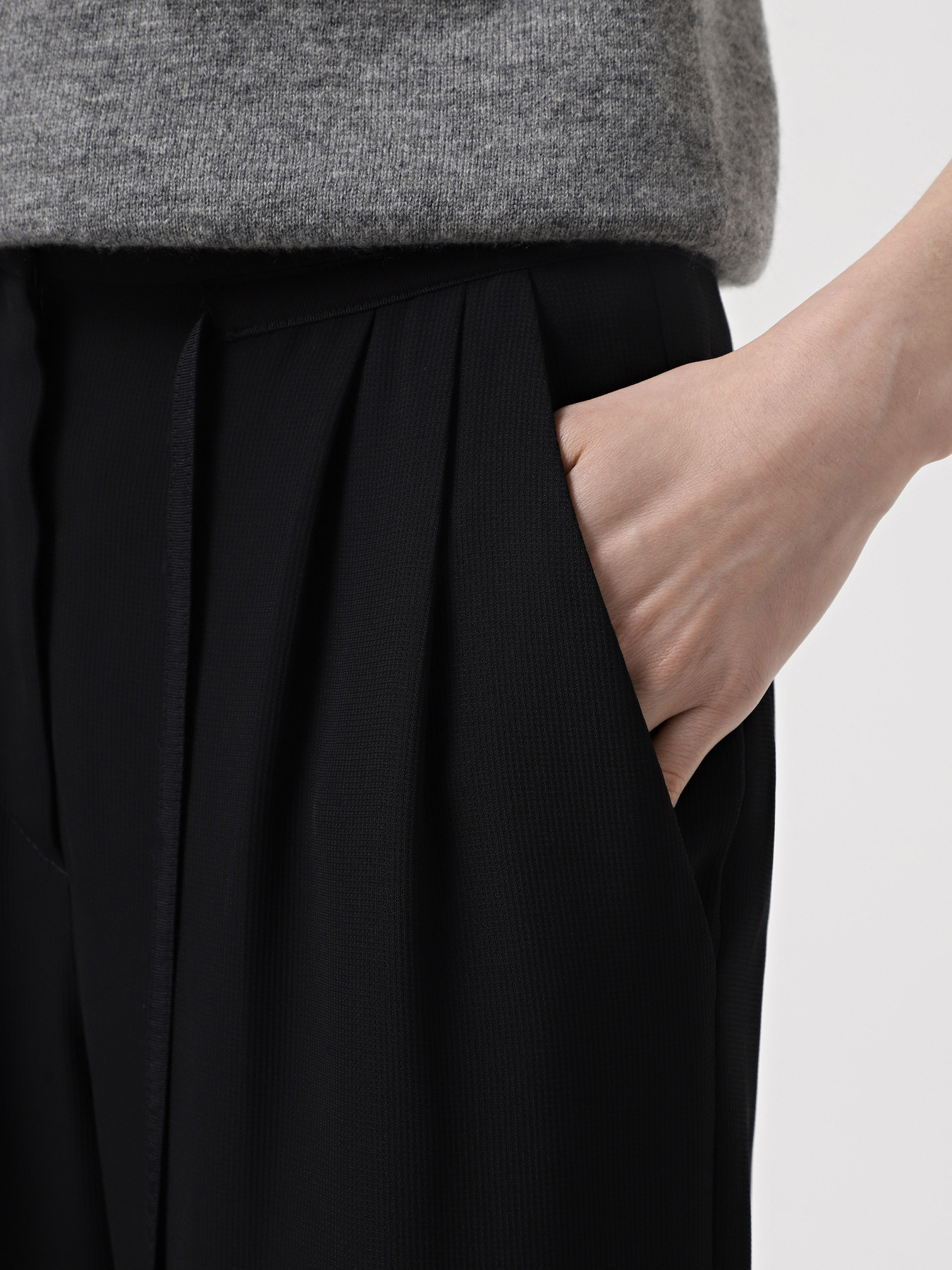 Брюки палаццо Emporio Armani модель 0NP52D-02190-926 Фото