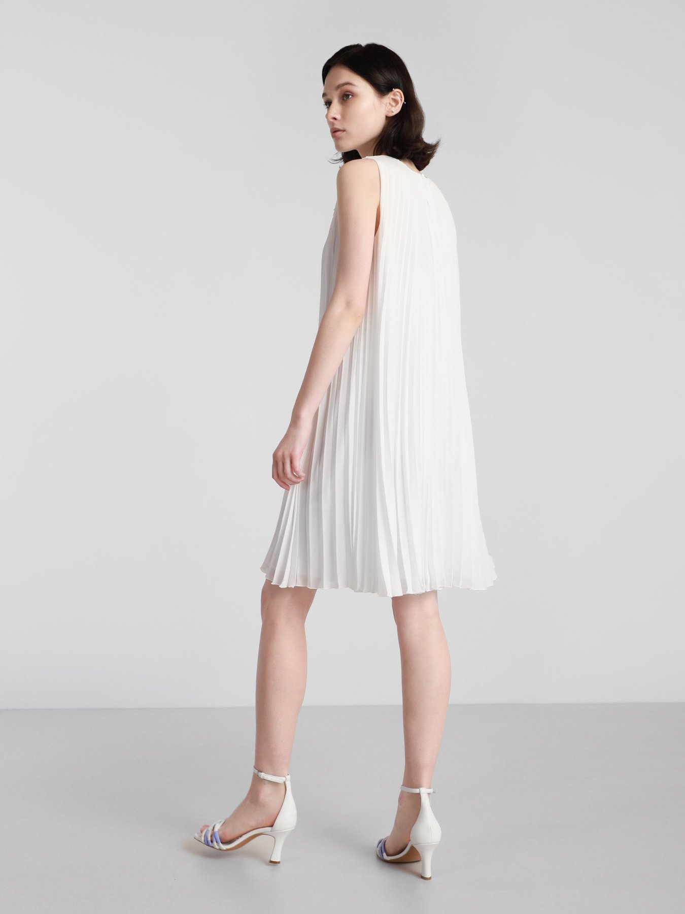 Сукня міні Emporio Armani модель 3K2AA8-2NLHZ-0101 Фото