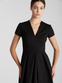 Сукні Emporio Armani модель 3K2AA9-2NYSZ-0999 Фото