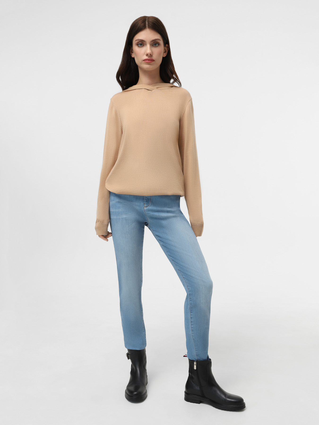 Скинни джинсы Emporio Armani J64 модель 3K2J64-2DE9Z-0943 Скинни джинсы Emporio Armani J64 модель 3K2J64-2DE9Z-0943 Фото