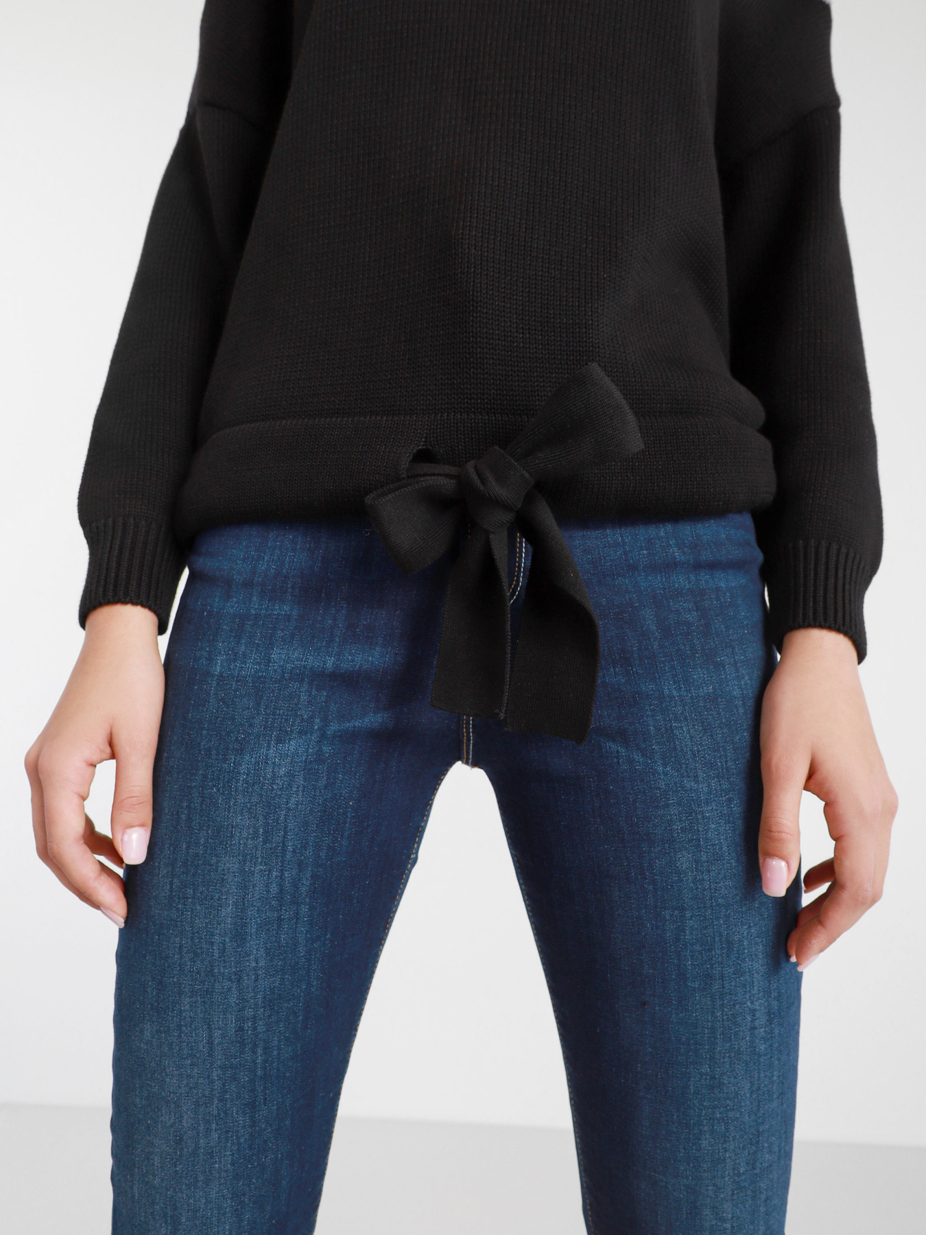 Свитшот Emporio Armani модель 3K2MT2-2M03Z-0999 Фото