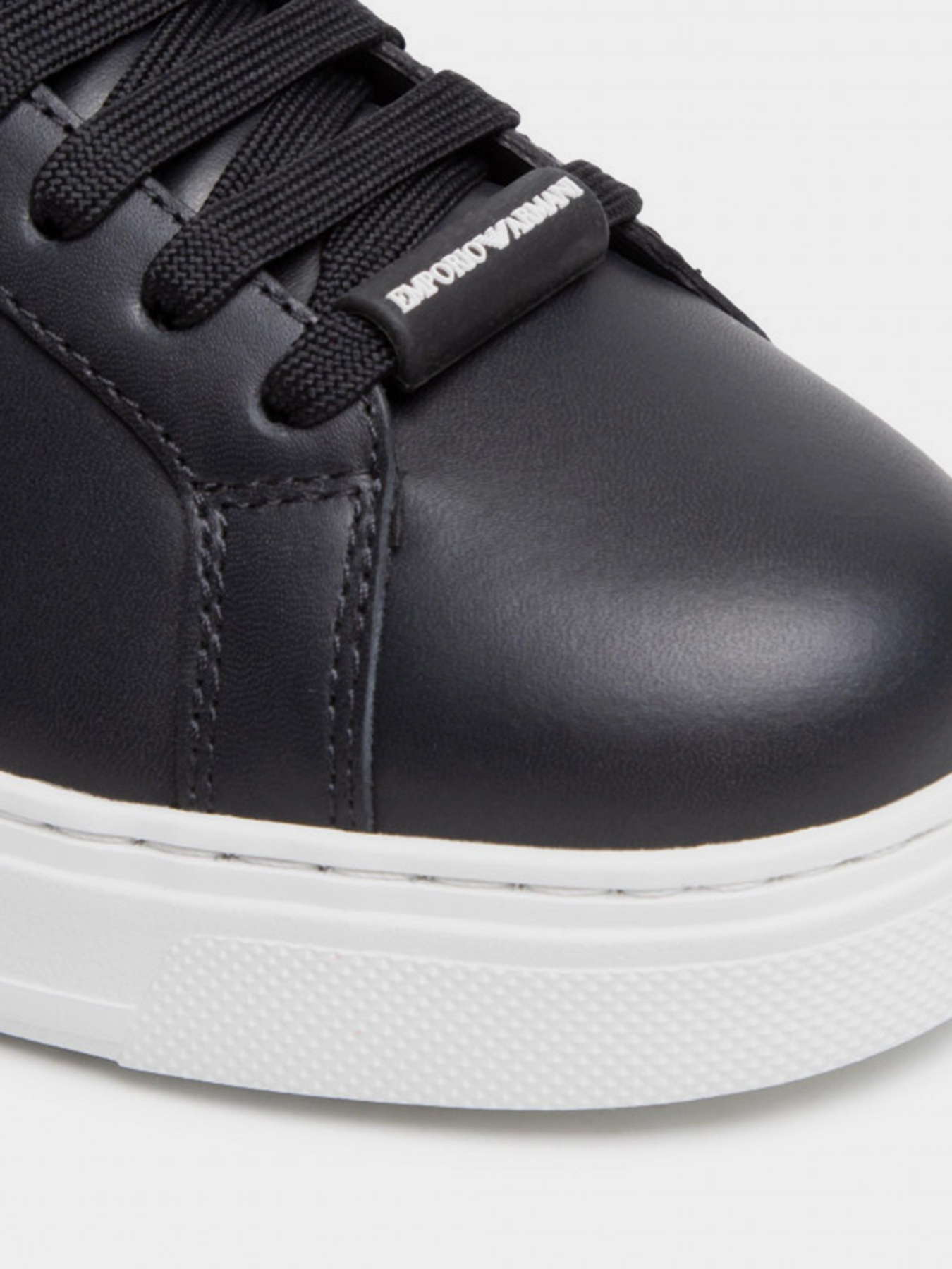 Кросівки повсякденні Emporio Armani модель X4X308-XM709-Q094 Фото