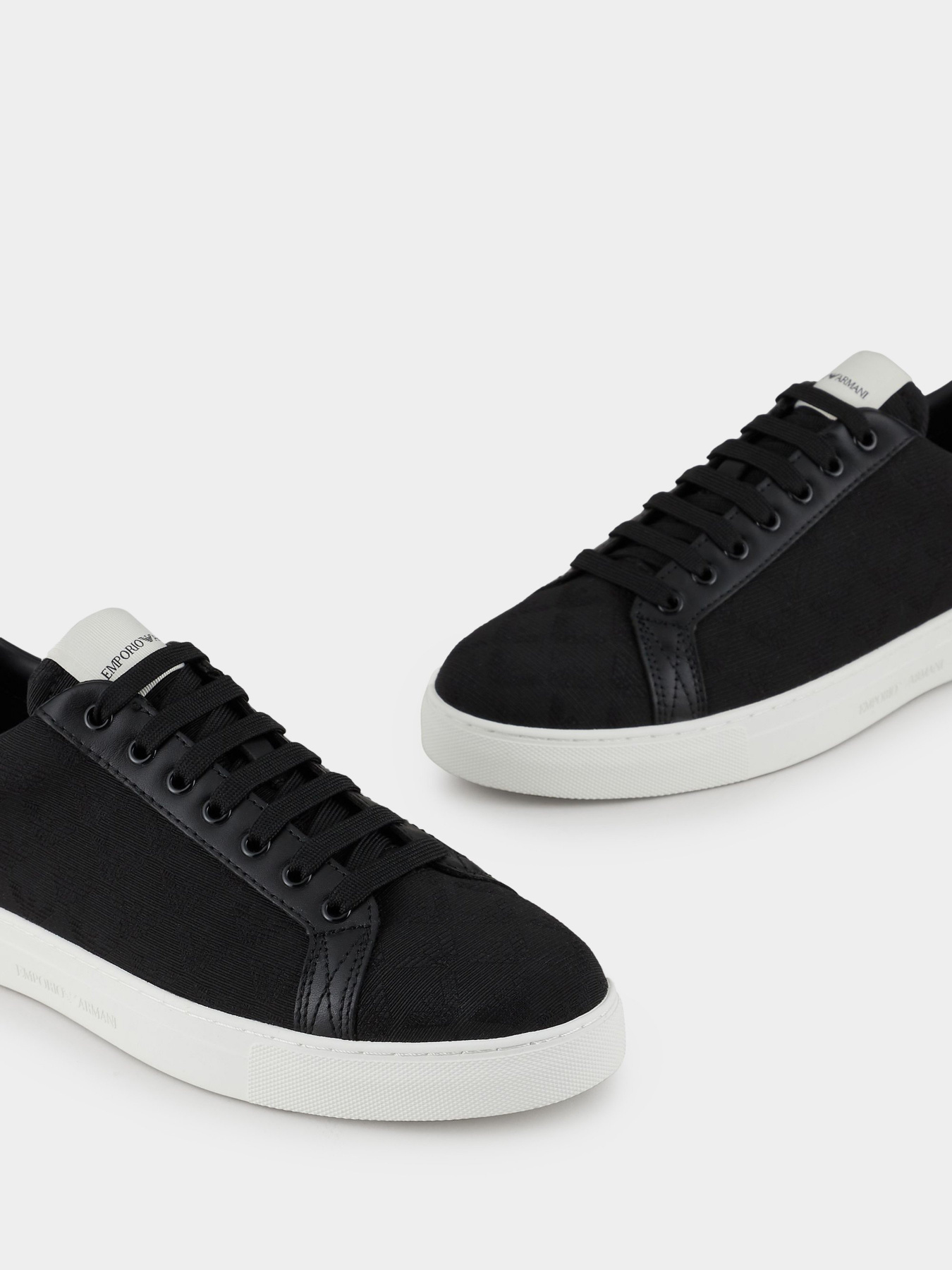 Кеды низкие Emporio Armani модель X4X316-XM741-K001 Фото