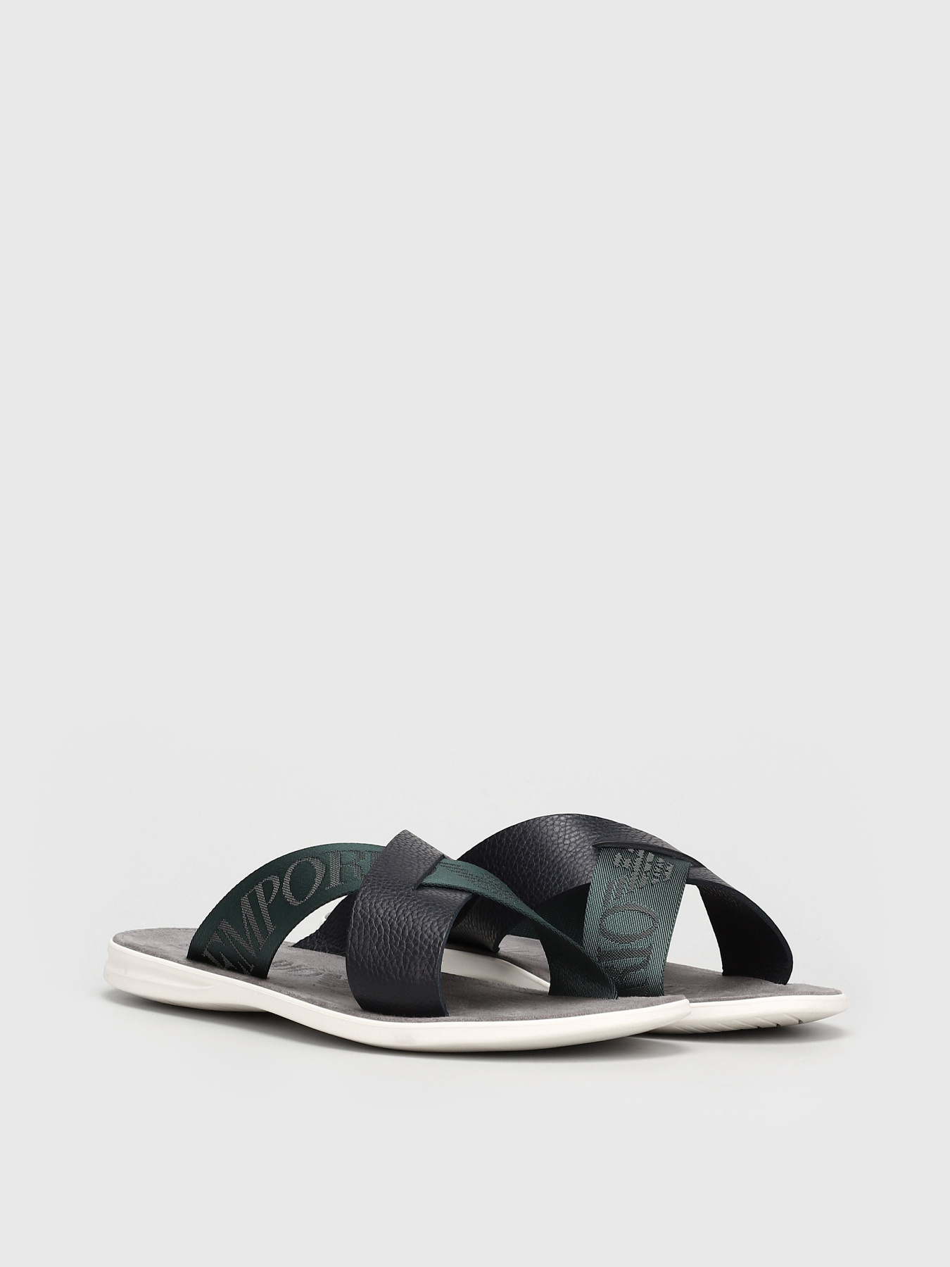 Шлепанцы Emporio Armani модель X4P081-XM845-Q154 Фото