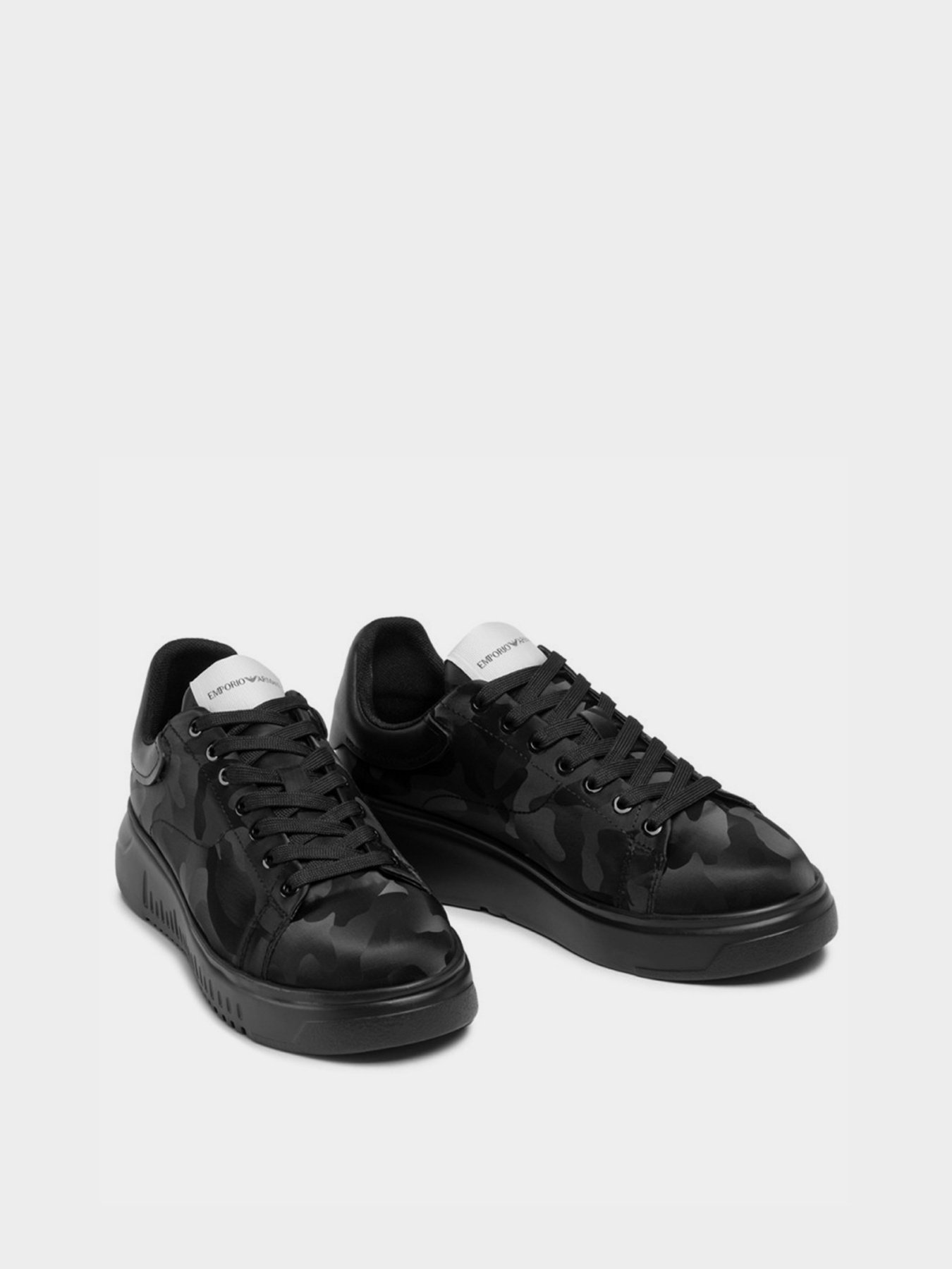 Кроссовки повседневные Emporio Armani модель X4X264-XM724-K001 Фото