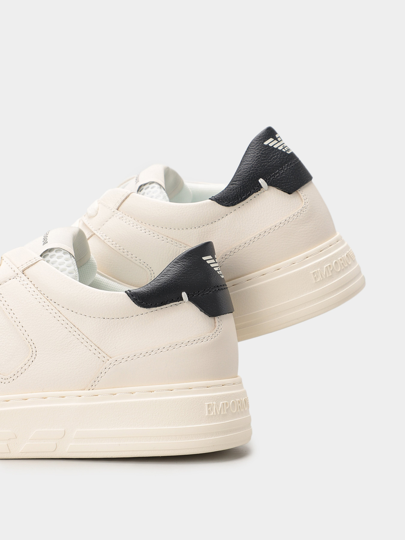 Полуботинки Emporio Armani модель X4X568-XN162-Q778 Фото