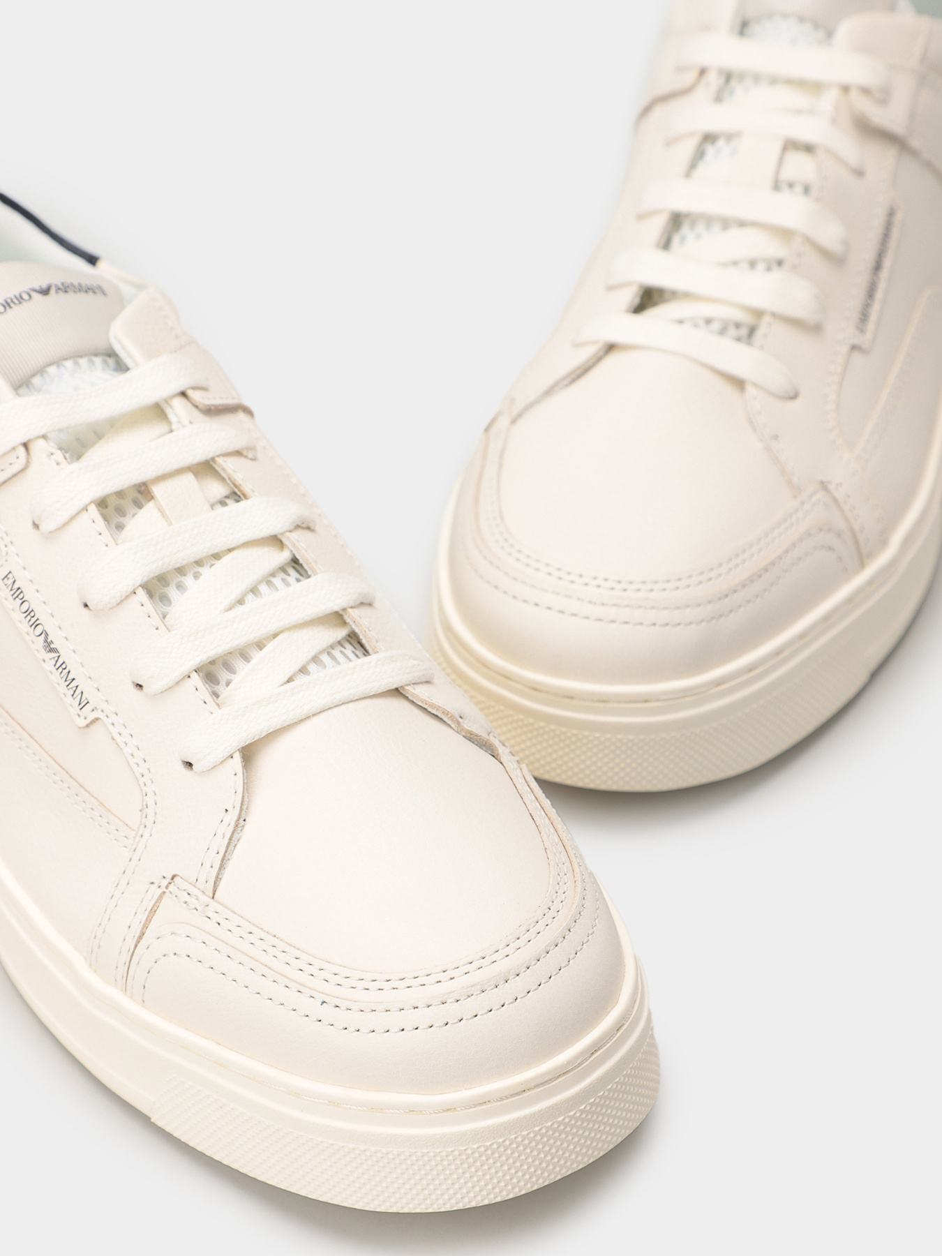 Полуботинки Emporio Armani модель X4X568-XN162-Q778 Фото