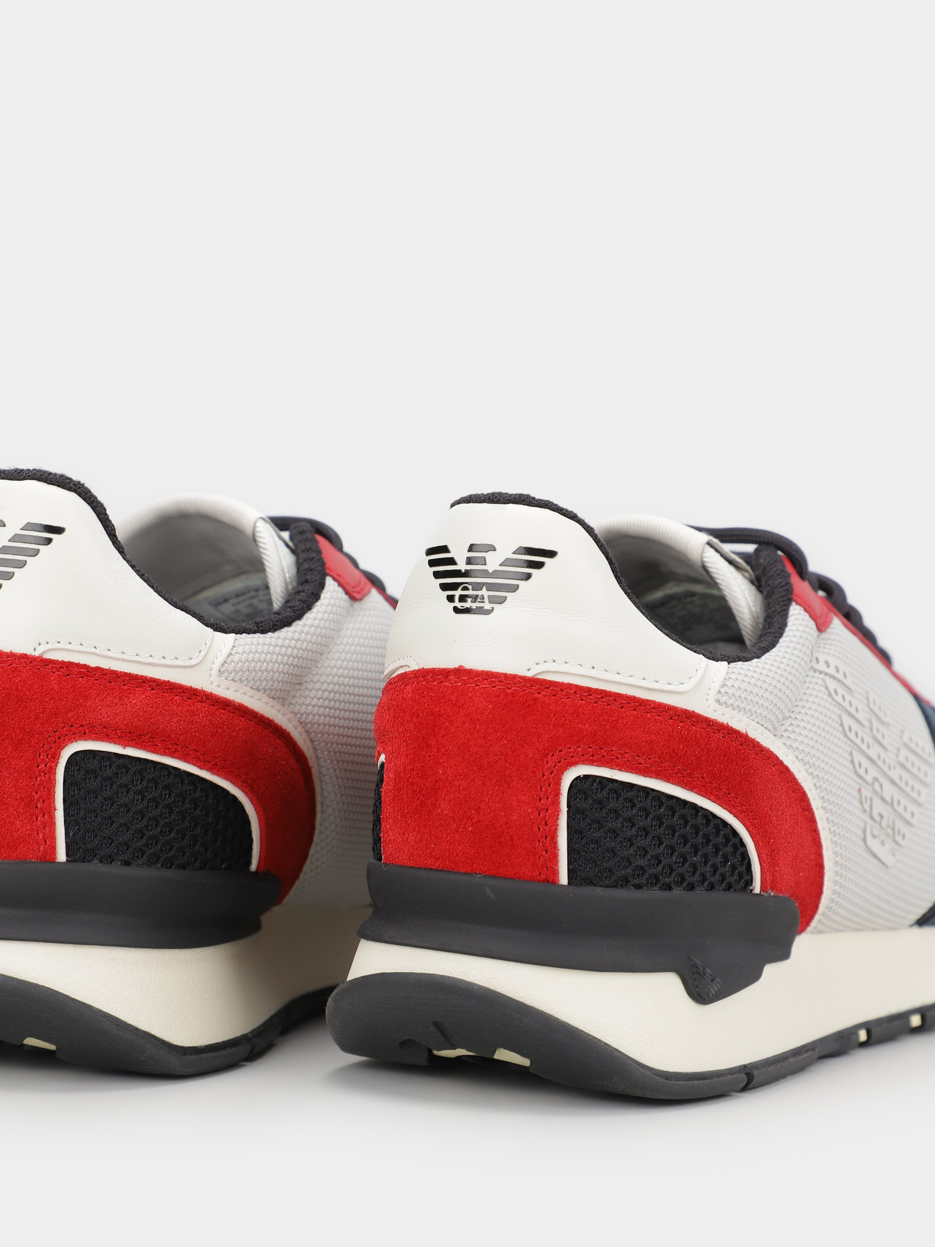 Кросівки повсякденні Emporio Armani модель X4X289-XM499-Q831 Фото