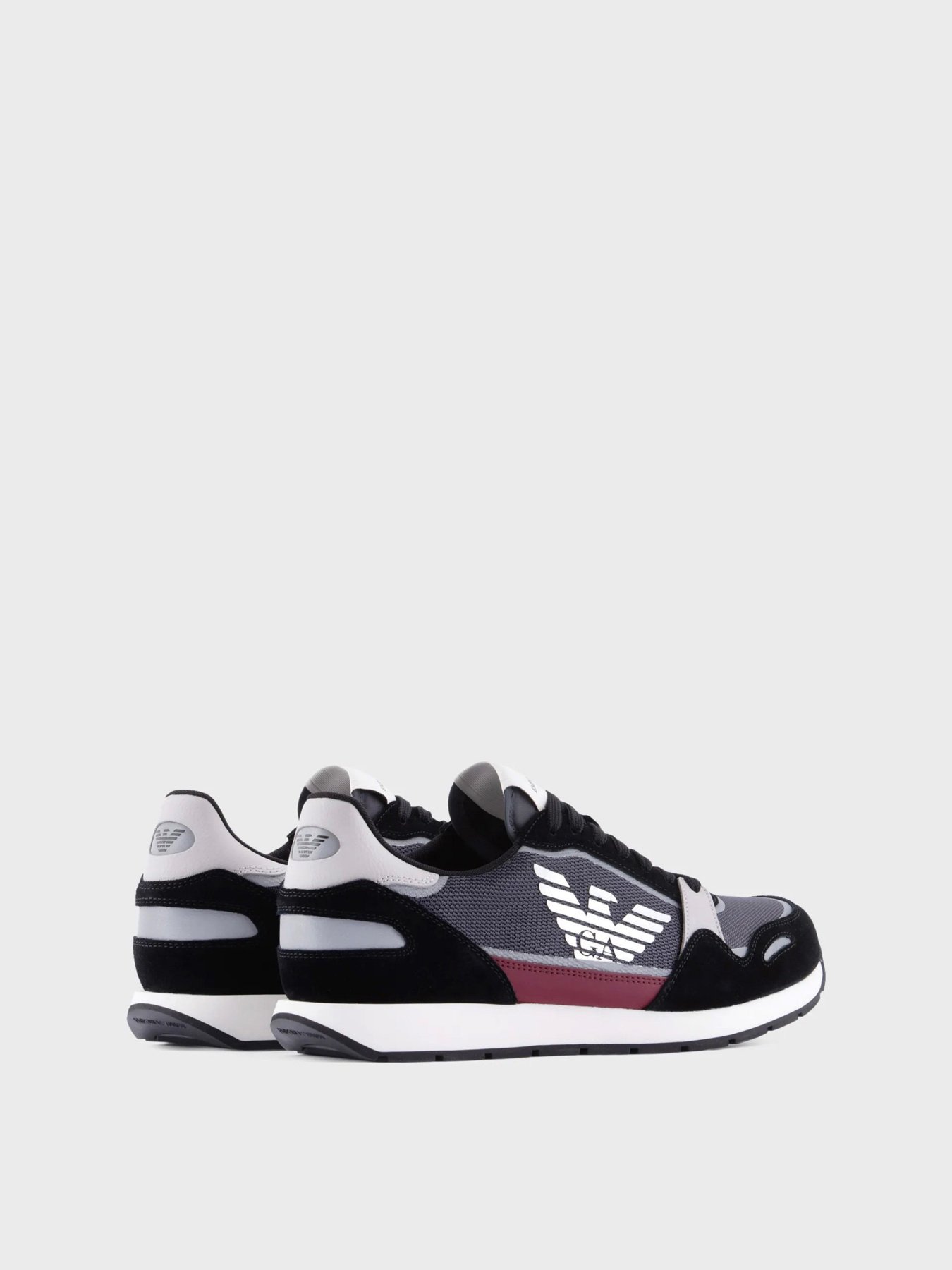 Кроссовки Emporio Armani модель X4X537-XM678-S154 Фото