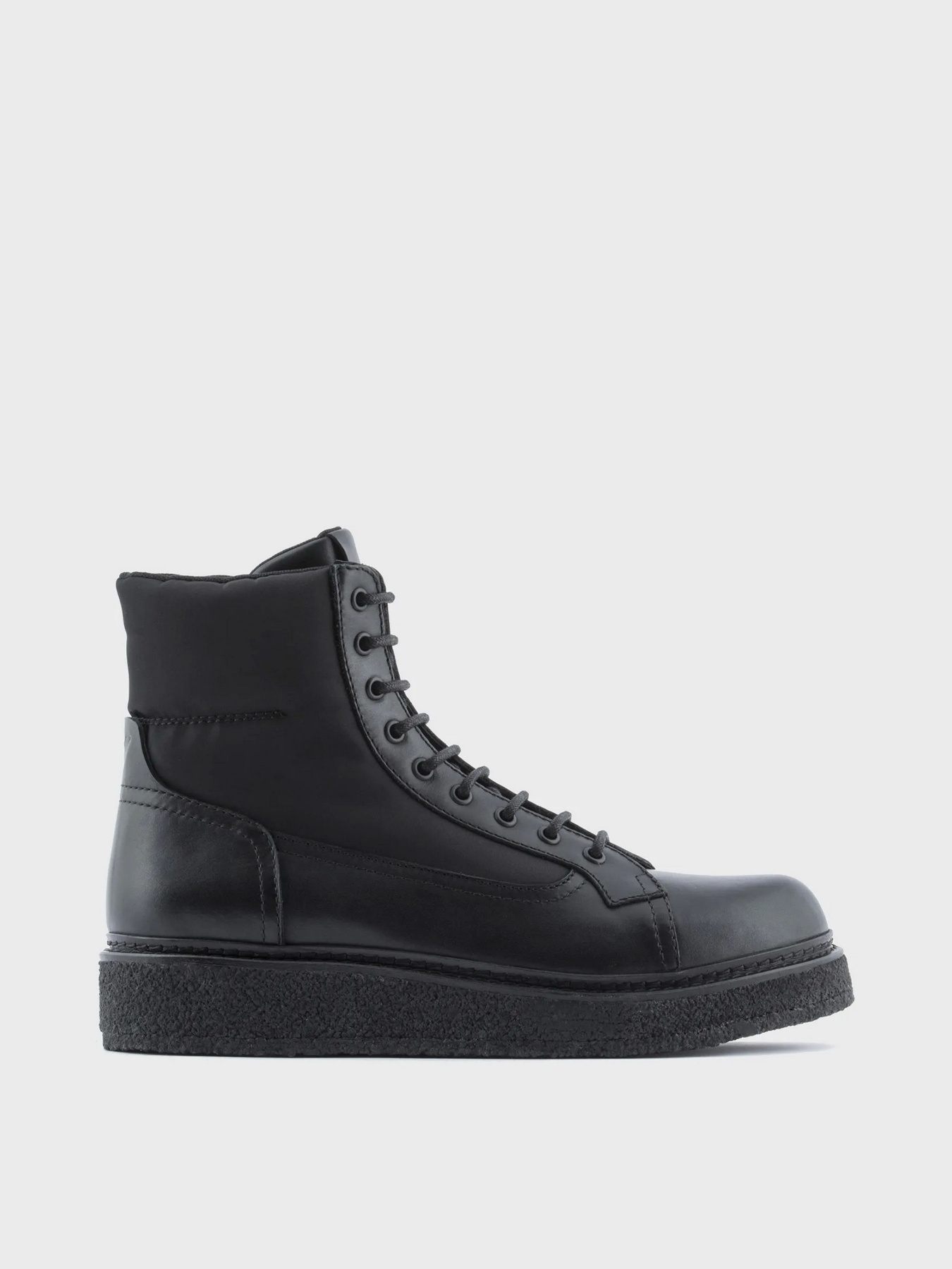 Кроссовки повседневные Emporio Armani модель X4M376-XN607-K001 Фото