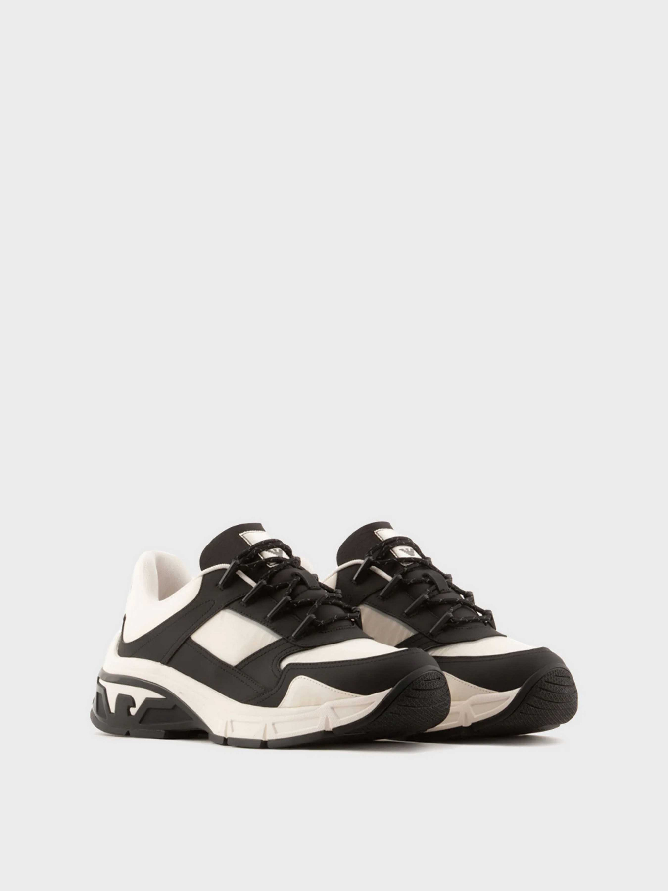 Кросівки повсякденні Emporio Armani Travel Essentials модель X4X626-XN800-N814 Фото