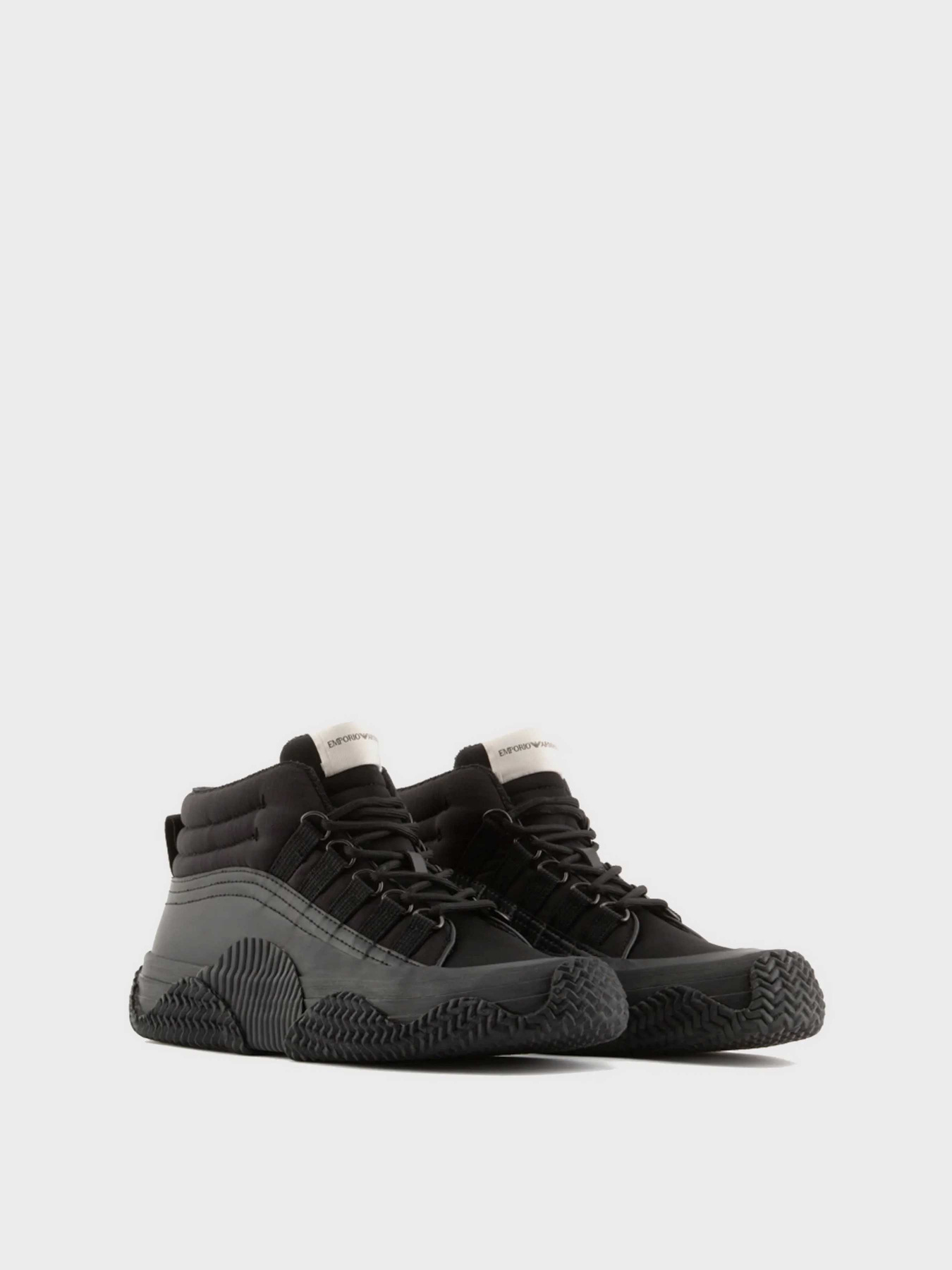 Кроссовки Emporio Armani модель X4Z116-XN738-K001 Фото