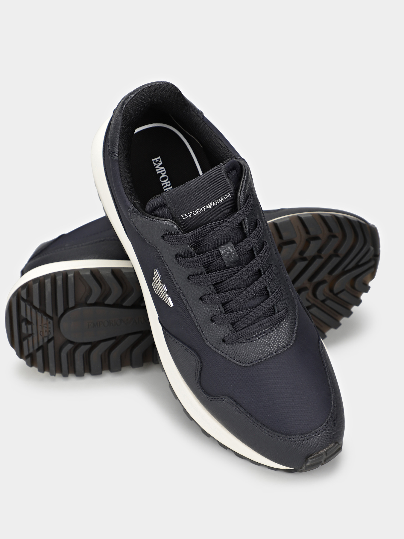 Кроссовки Emporio Armani модель X4X630-XN877-N151 Фото