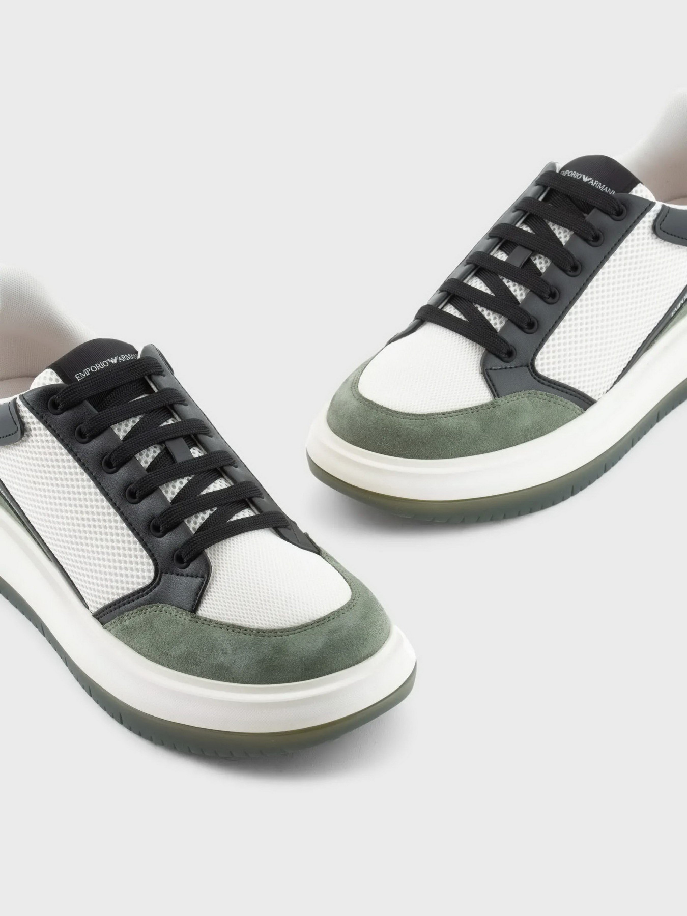 Кроссовки Emporio Armani модель X4X633-XN885-T095 Фото