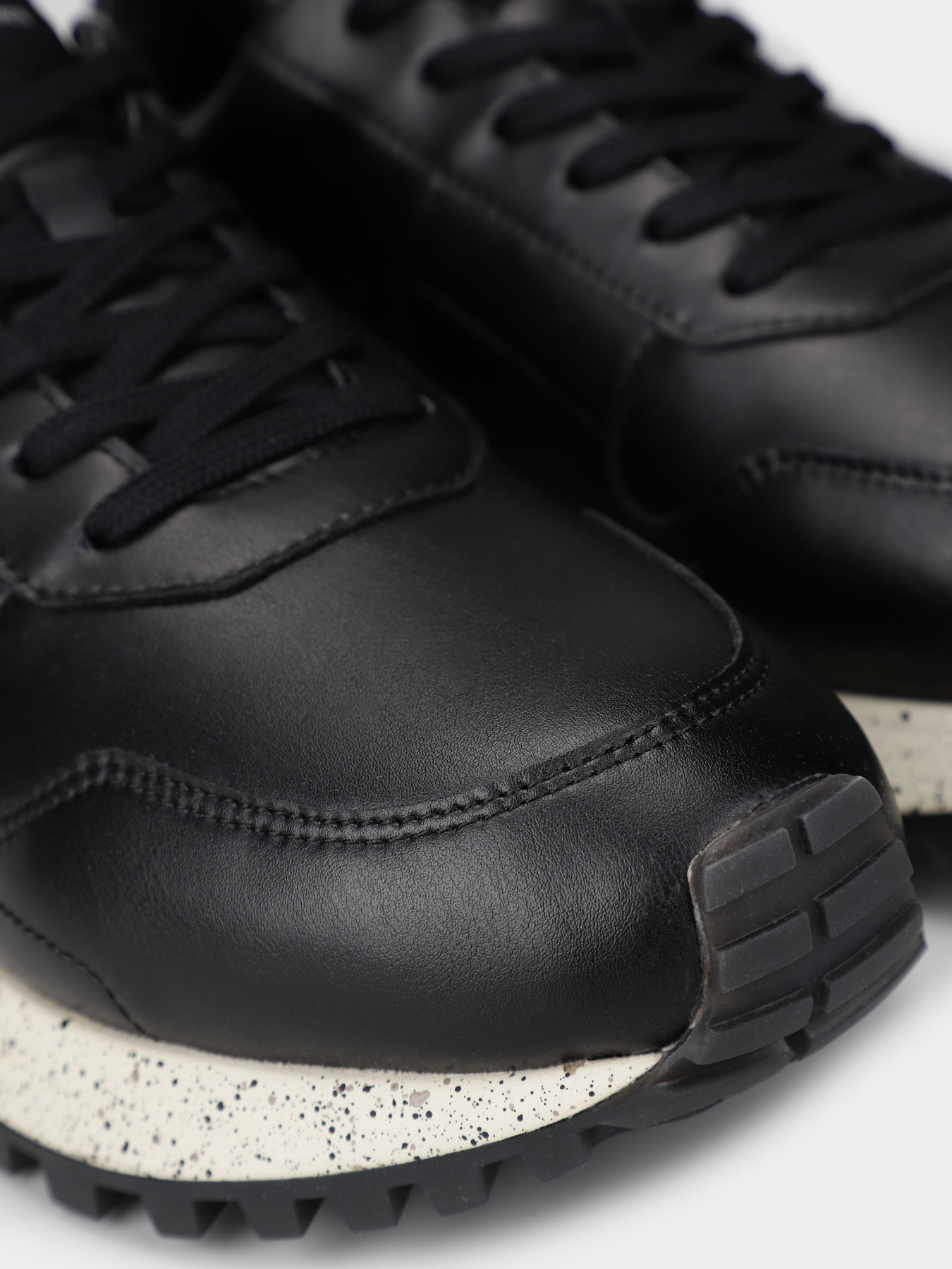 Кроссовки Emporio Armani модель X4X639-XD382-00002 Фото