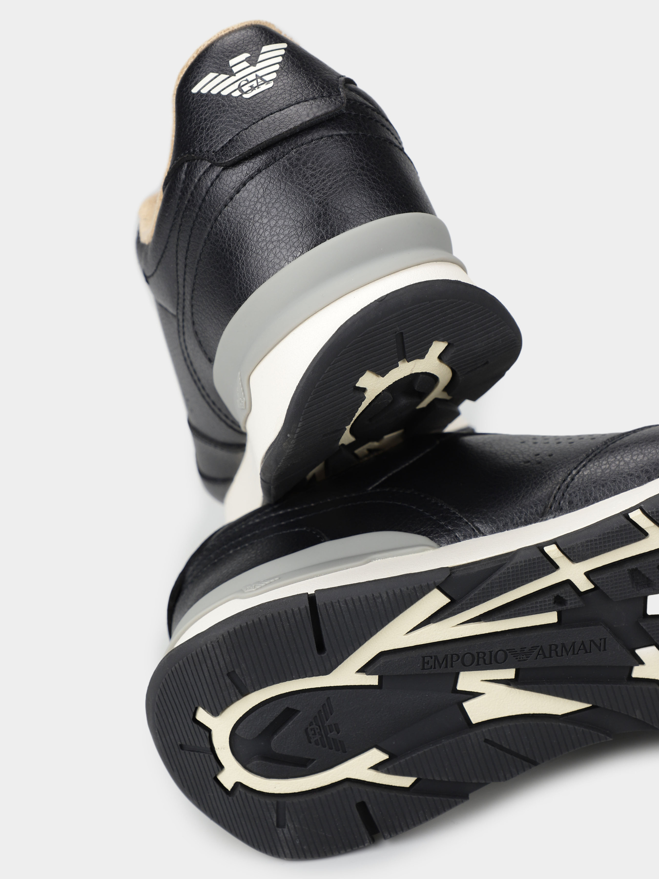 Кроссовки Emporio Armani модель X4X641-XN950-N151 Фото