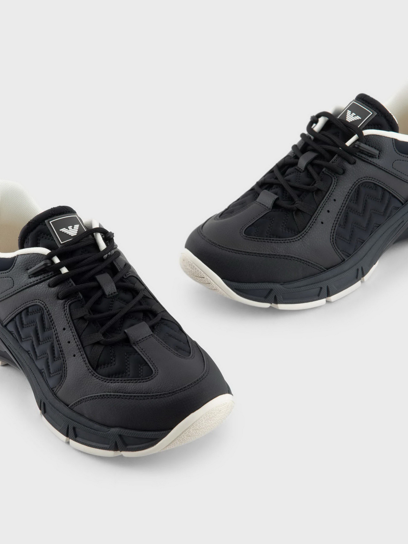 Кроссовки Emporio Armani Travel Essentials модель X4X647-XN945-N208 Фото