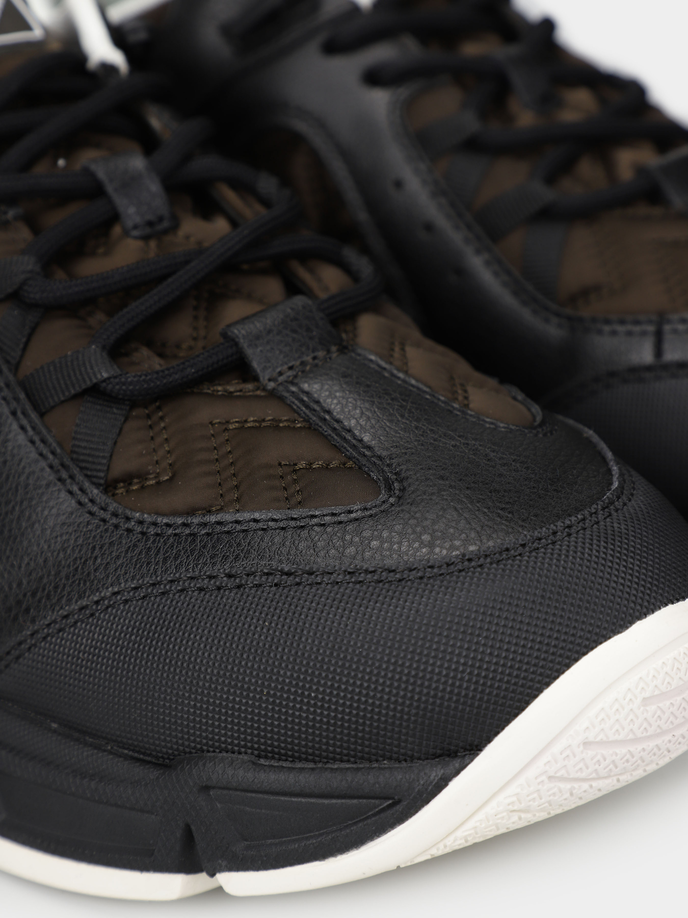 Кросівки повсякденні Emporio Armani Travel Essentials модель X4X647-XN945-T605 Кросівки повсякденні Emporio Armani Travel Essentials модель X4X647-XN945-T605 Фото