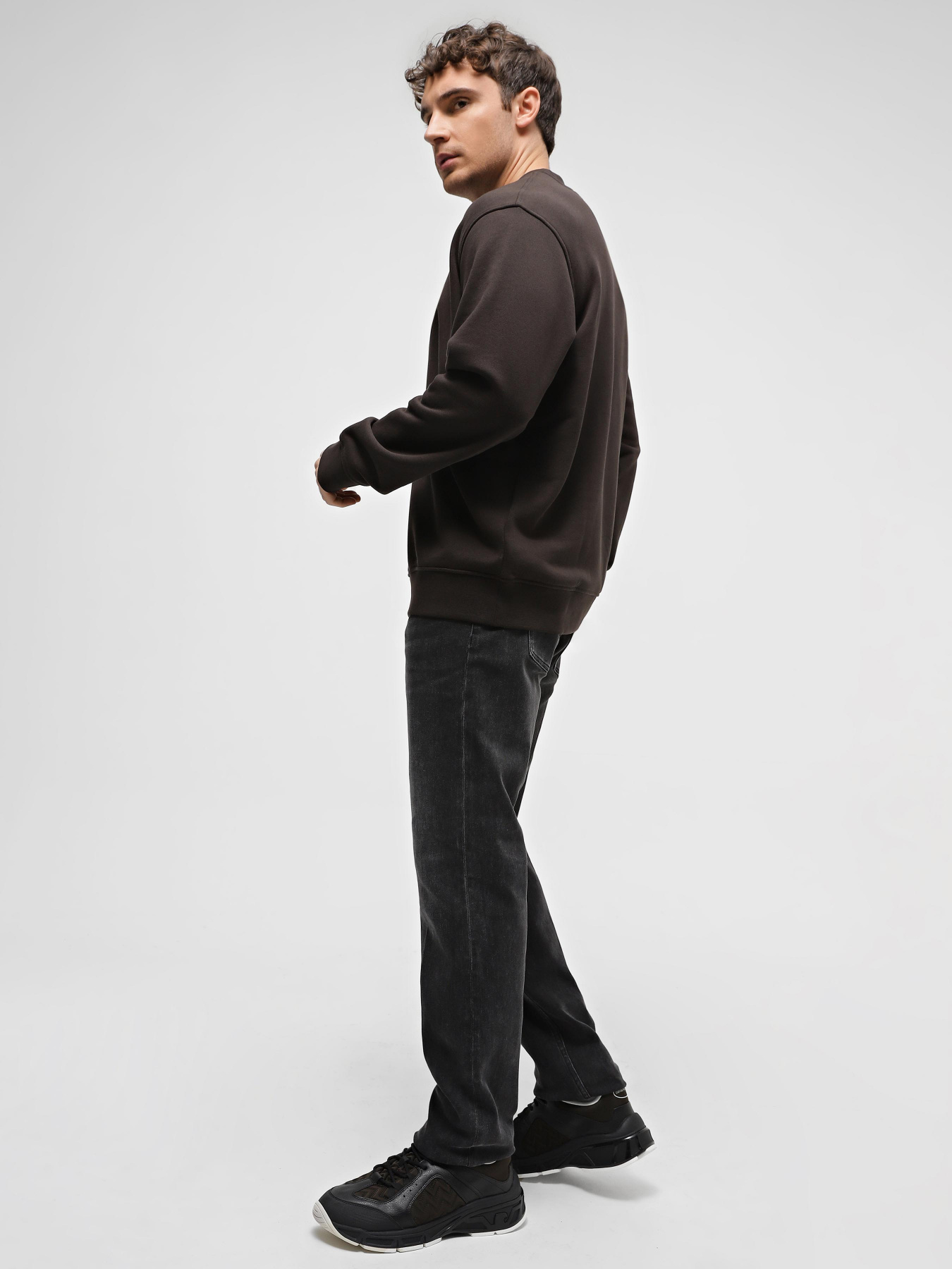 Кросівки повсякденні Emporio Armani Travel Essentials модель X4X647-XN945-T605 Кросівки повсякденні Emporio Armani Travel Essentials модель X4X647-XN945-T605 Фото