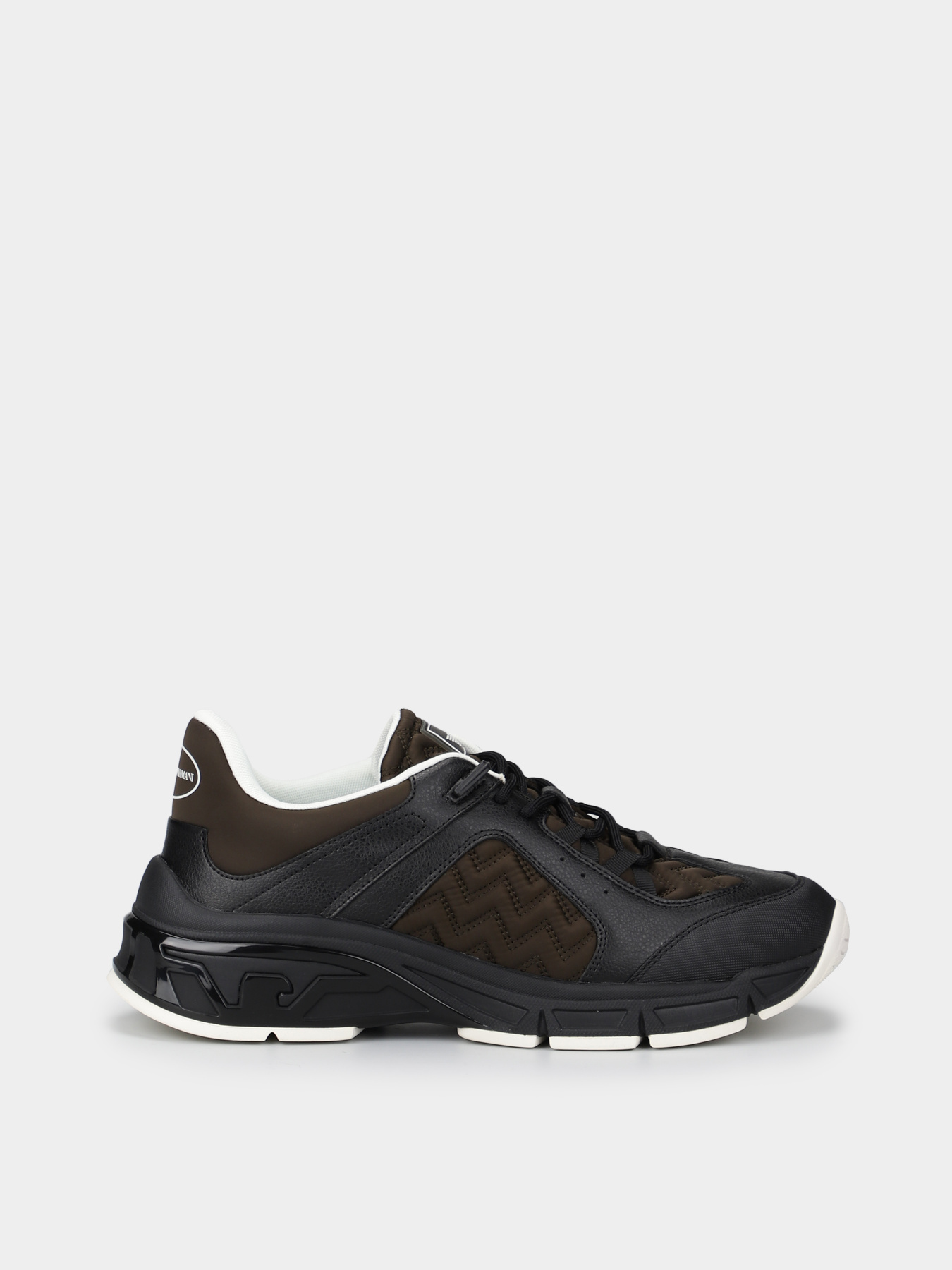 Кросівки повсякденні Emporio Armani Travel Essentials модель X4X647-XN945-T605 Кросівки повсякденні Emporio Armani Travel Essentials модель X4X647-XN945-T605 Фото