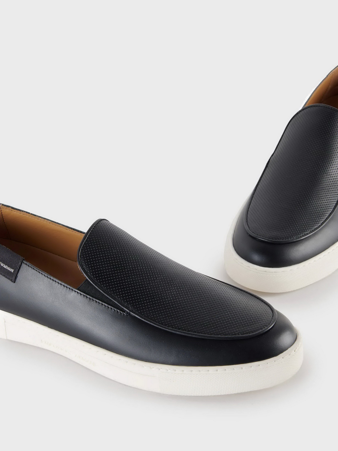 Слипоны Emporio Armani модель X4Y004-XN955-K001 Фото