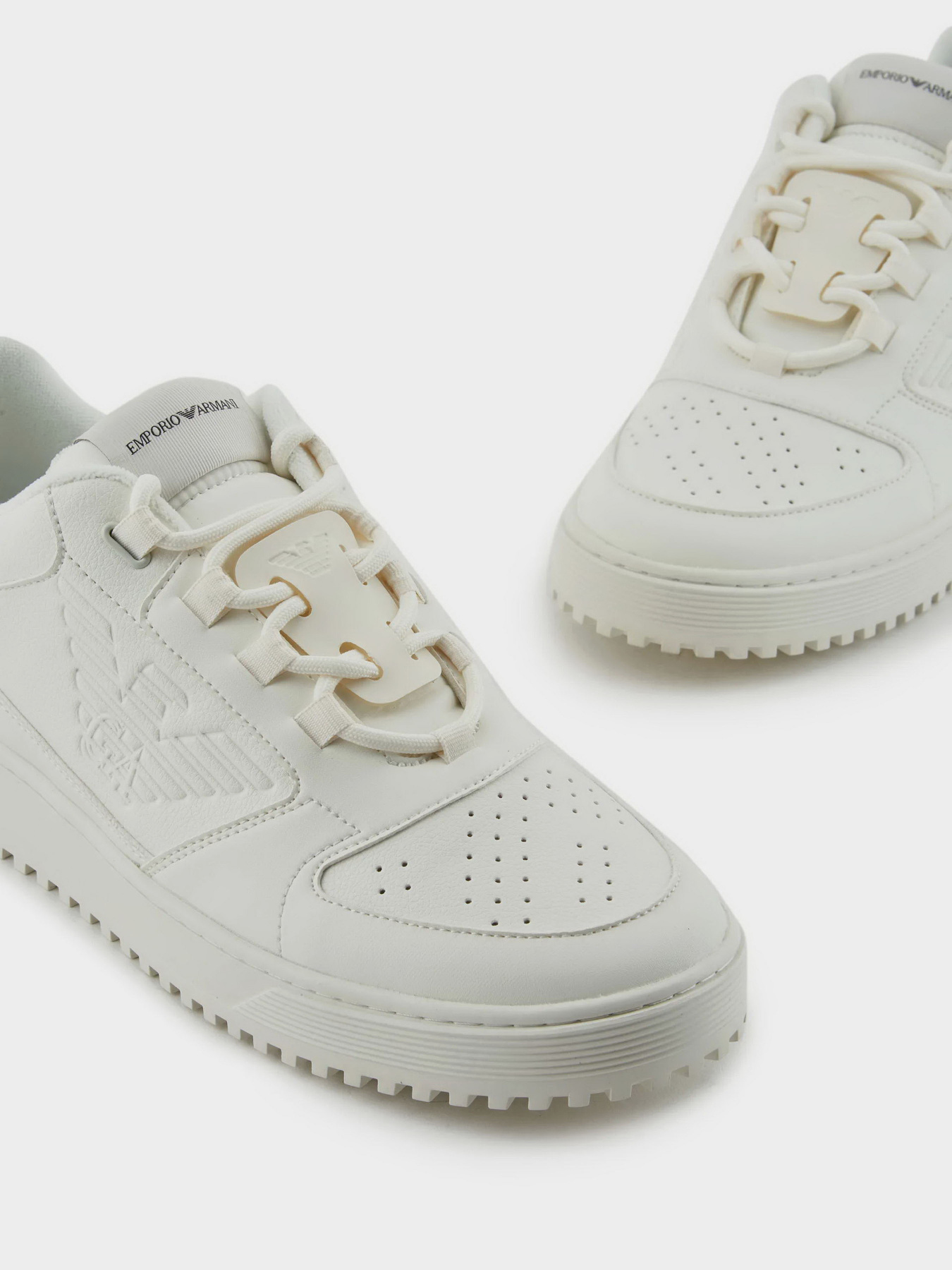 Кроссовки Emporio Armani модель X4X636-XR070-00894 Фото