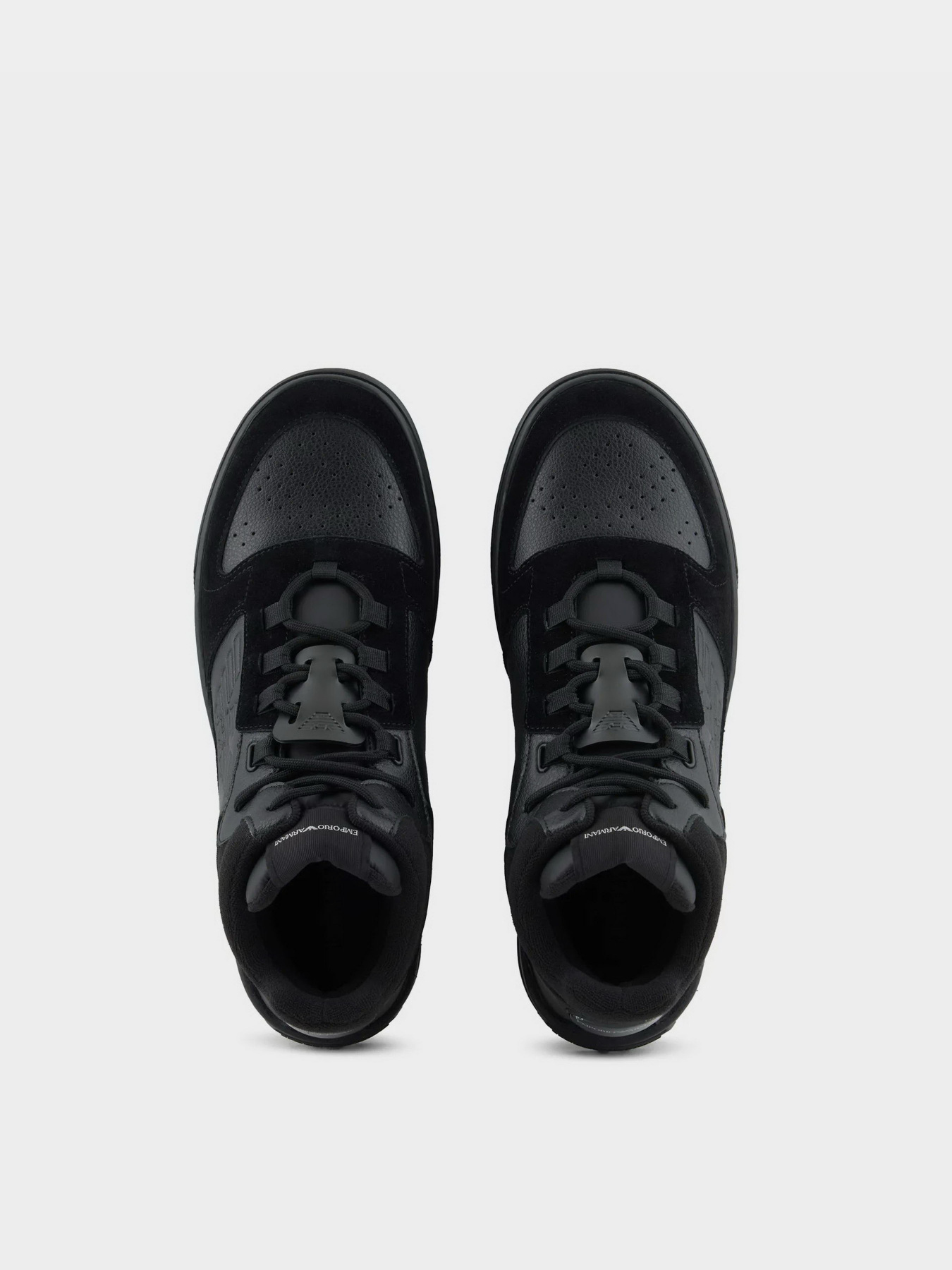 Кроссовки Emporio Armani модель X4Z129-XR071-00002 Фото