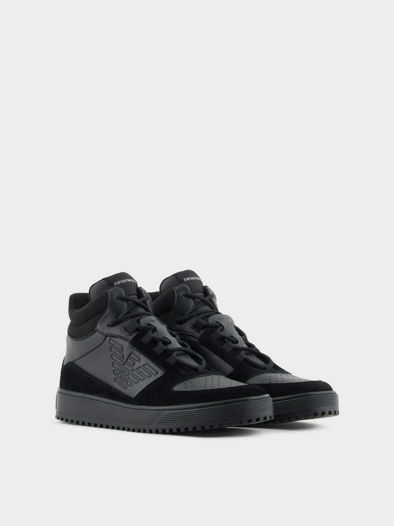 Кроссовки Emporio Armani модель X4Z129-XR071-00002 Фото