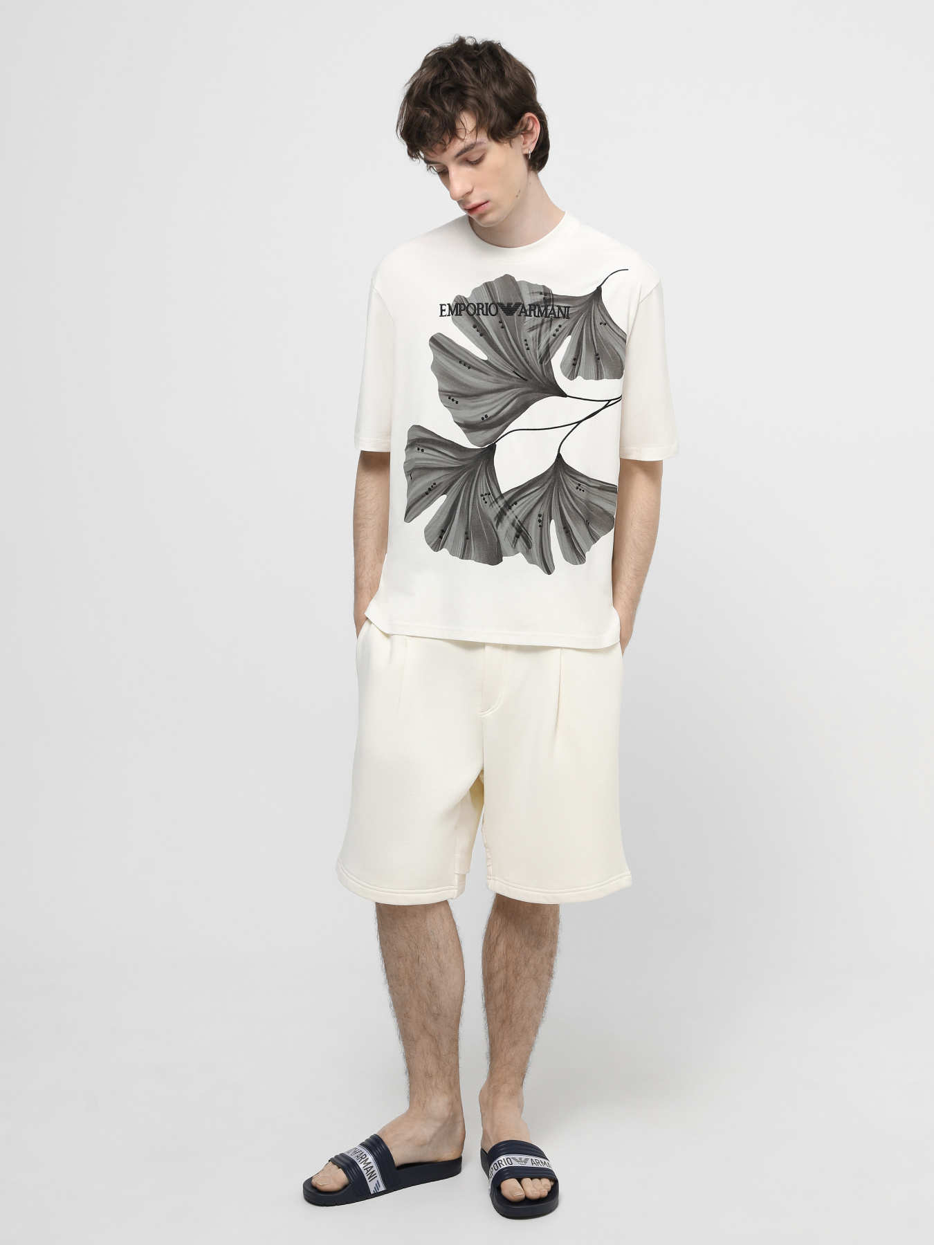 Шлепанцы Emporio Armani модель XVPS06-XN999-T637 Фото