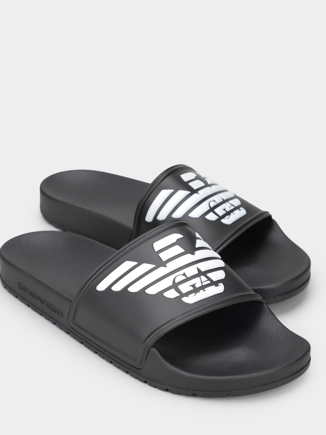 Шлепанцы Emporio Armani модель XVPS08-XN747-A120 Фото