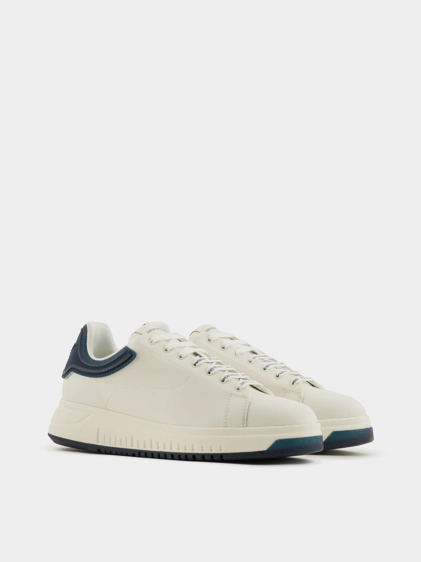 Кроссовки повседневные Emporio Armani модель X4X264-XR128-T864 Кроссовки повседневные Emporio Armani модель X4X264-XR128-T864 Фото