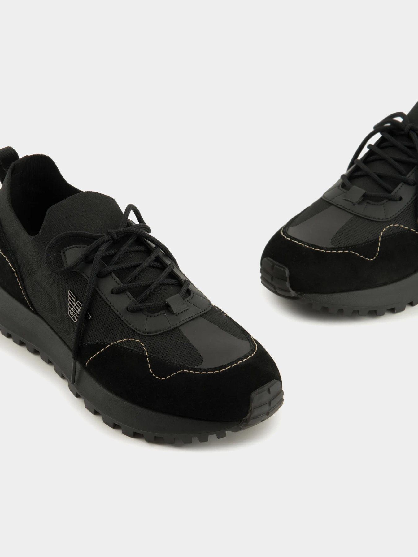 Кроссовки повседневные Emporio Armani модель X4X659-XR105-Q781 Кроссовки повседневные Emporio Armani модель X4X659-XR105-Q781 Фото