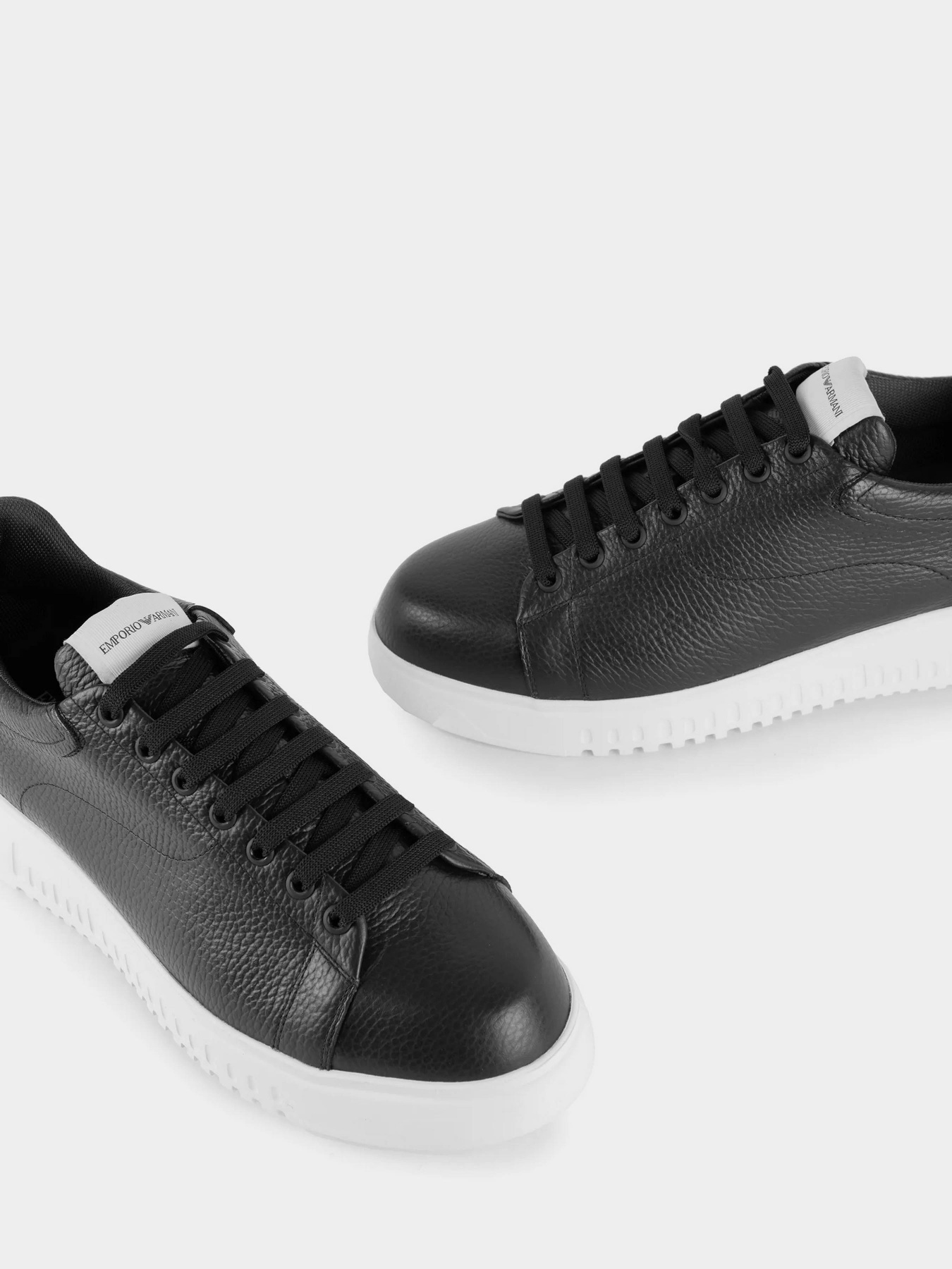 Кроссовки Emporio Armani модель X4X264-XF768-00002 Фото