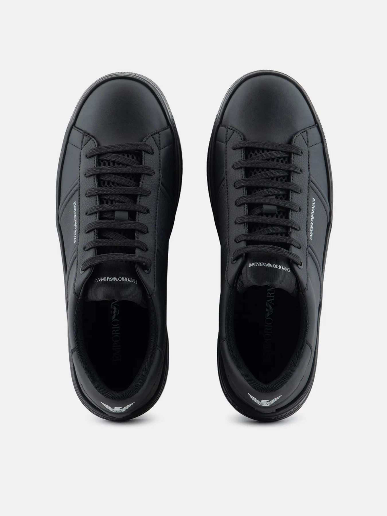 Кроссовки Emporio Armani модель X4X570-XN840-K001 Фото