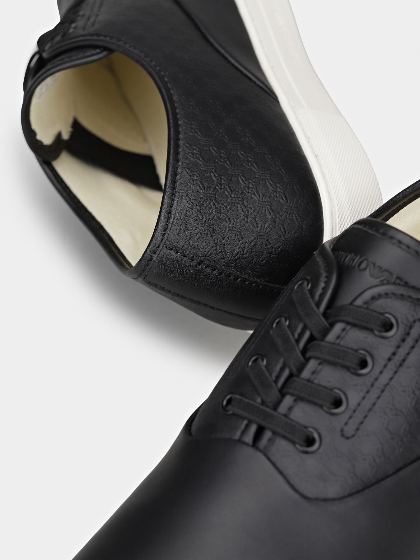 Кеды низкие Emporio Armani модель X4X671-XR188-K001 Фото