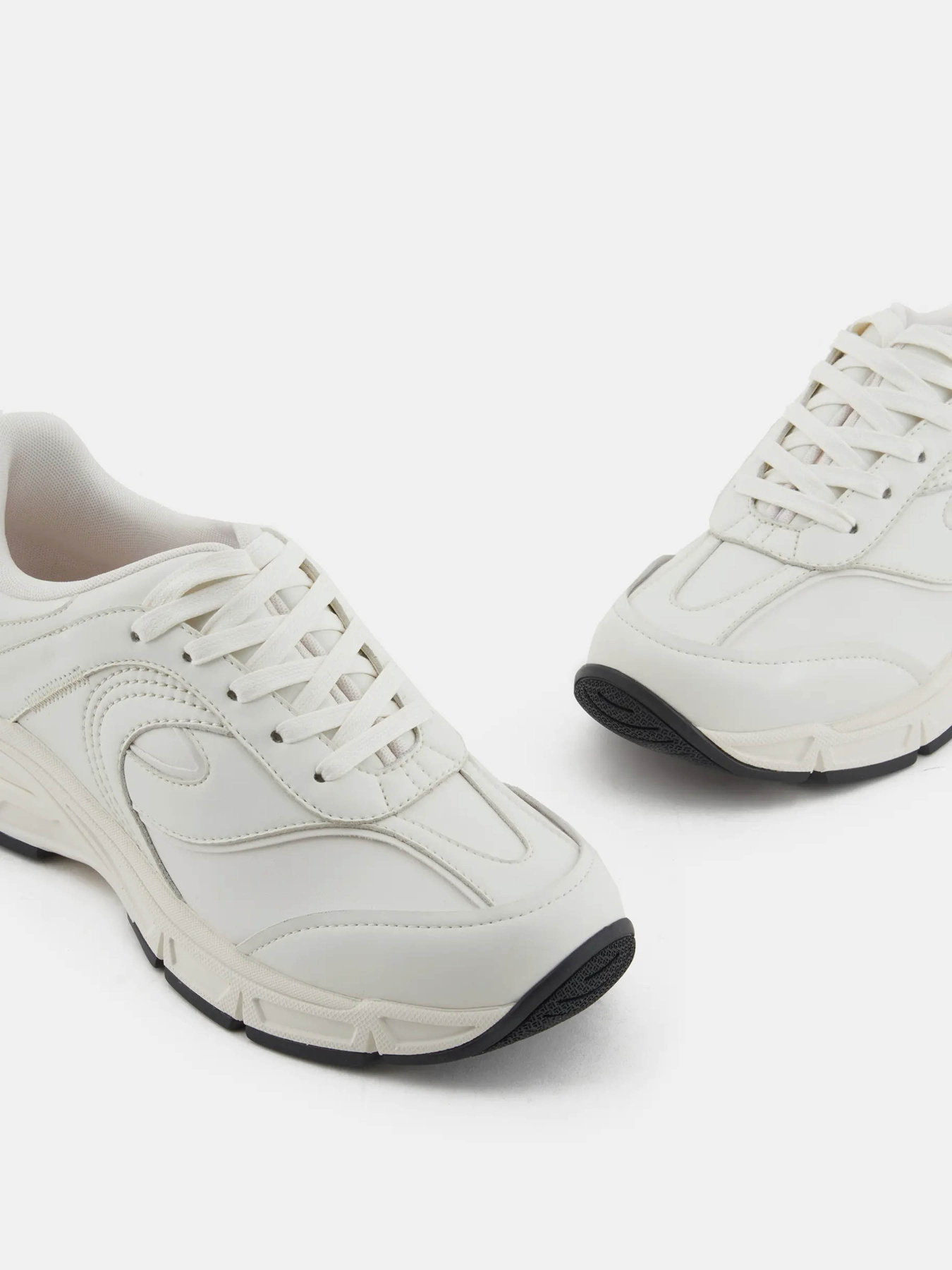 Кроссовки повседневные Emporio Armani модель X4X674-XR203-M801 Кроссовки повседневные Emporio Armani модель X4X674-XR203-M801 Фото