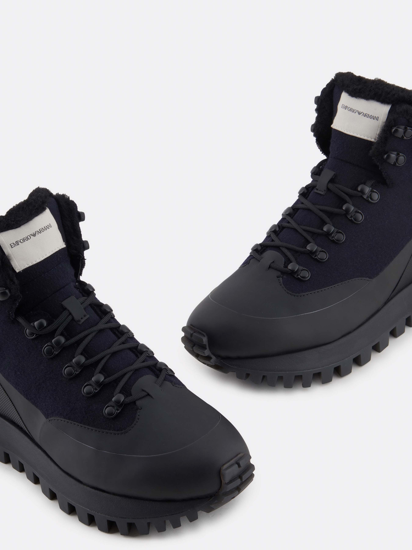 Ботинки Emporio Armani модель X4Z134-XR197-U215 Фото