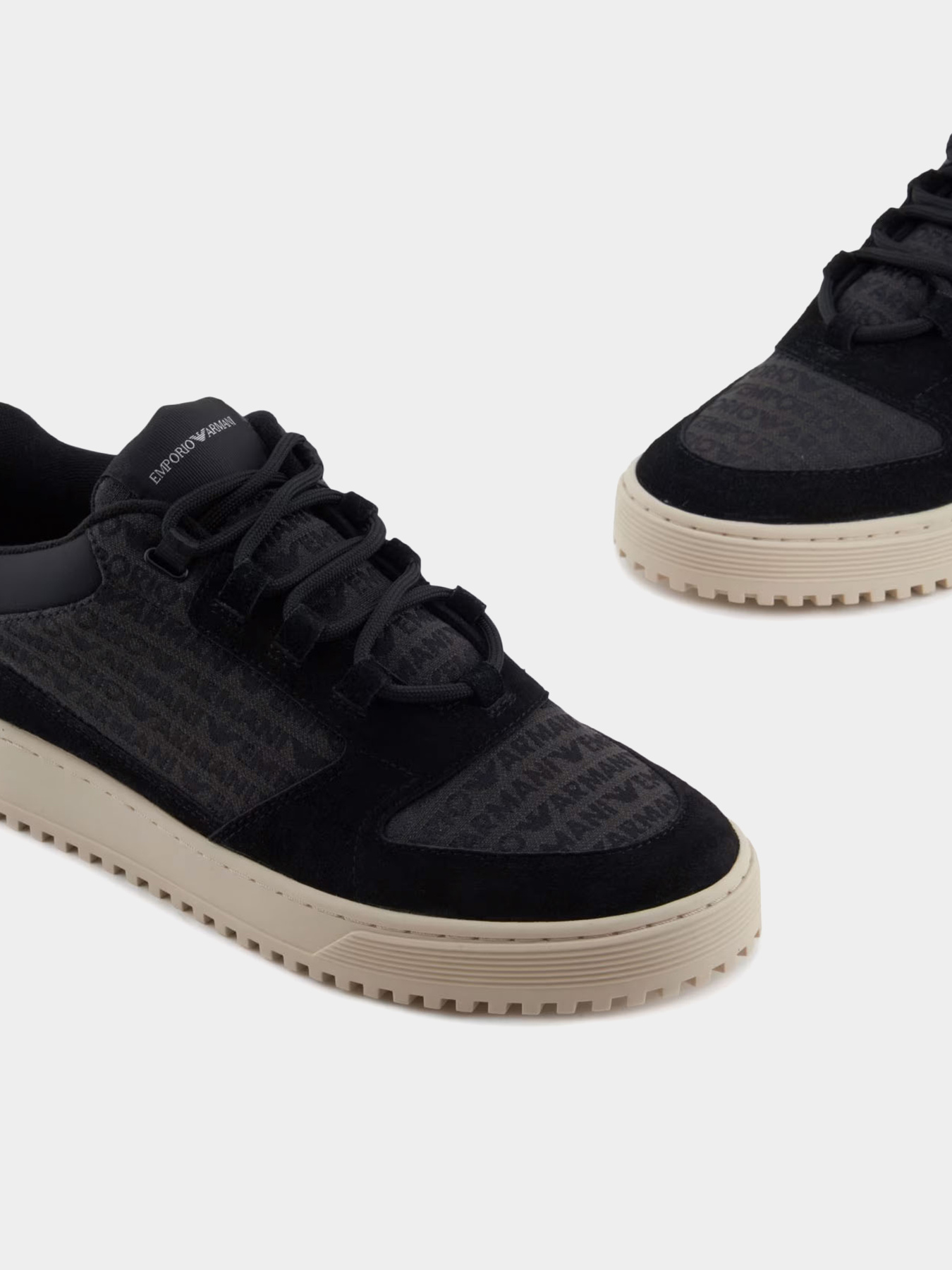 Кроссовки Emporio Armani модель X4X636-XR329-Q781 Фото