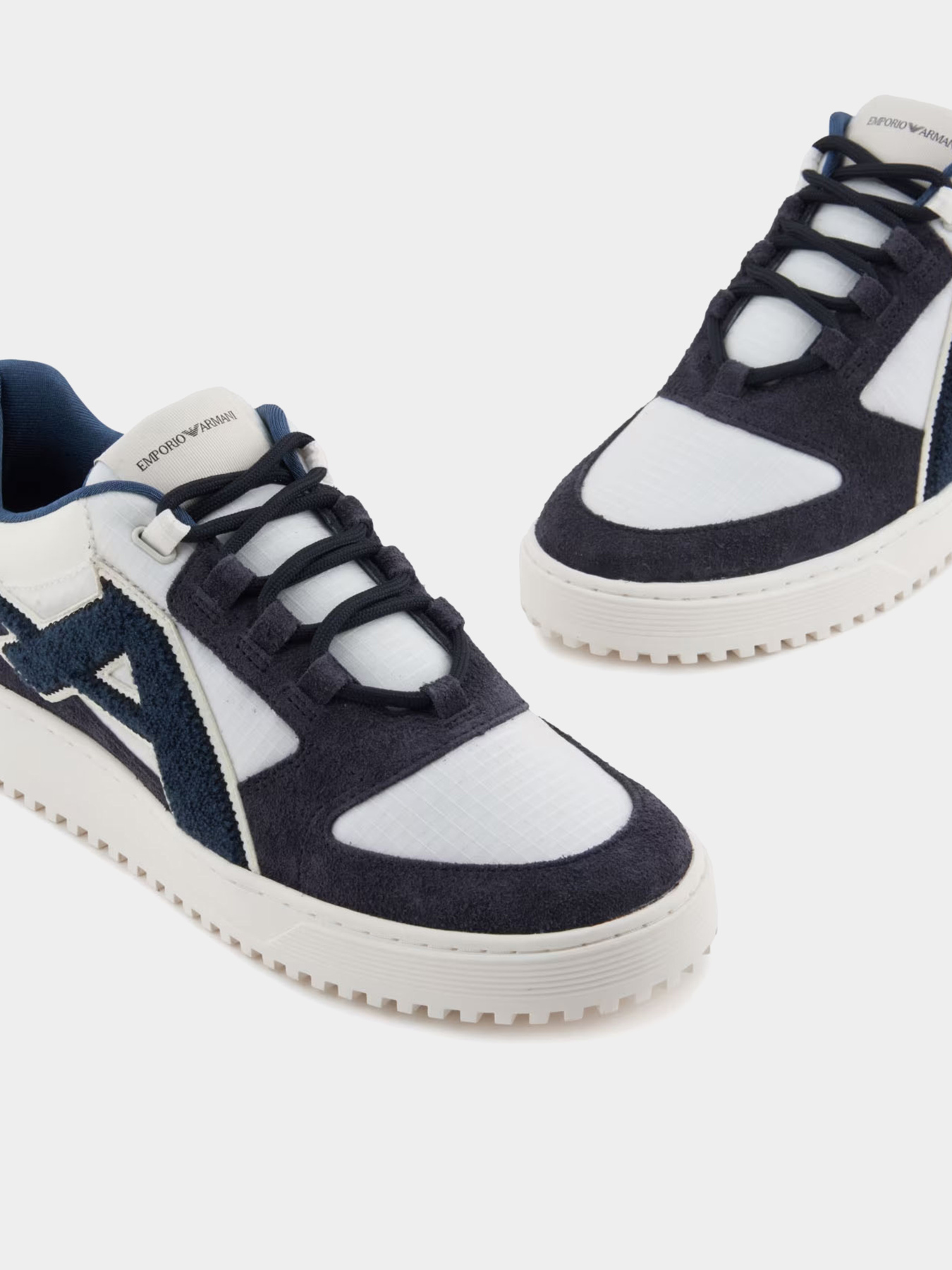 Кроссовки Emporio Armani модель X4X636-XR330-U573 Фото