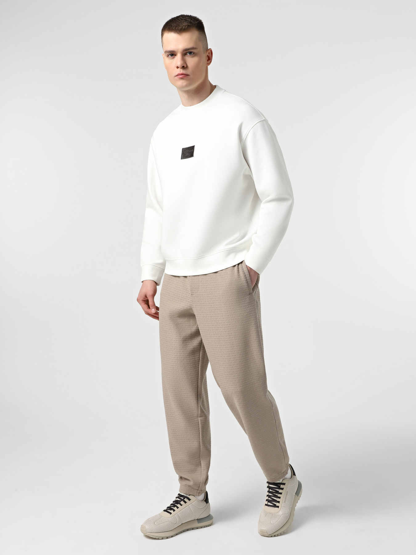 Кроссовки Emporio Armani модель X4X684-XR324-T490 Фото