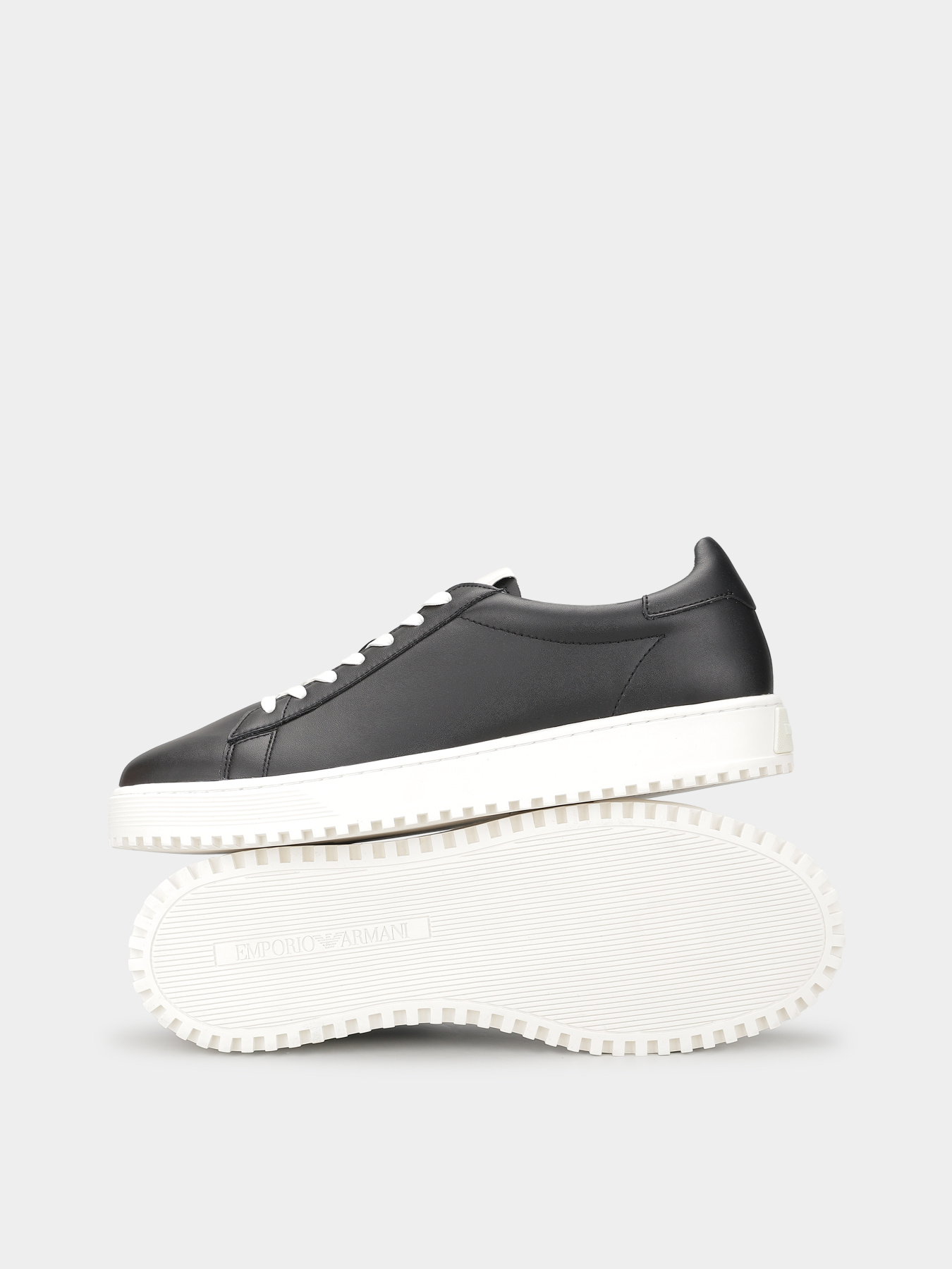 Кроссовки Emporio Armani модель X4X690-XF846-00002 Фото