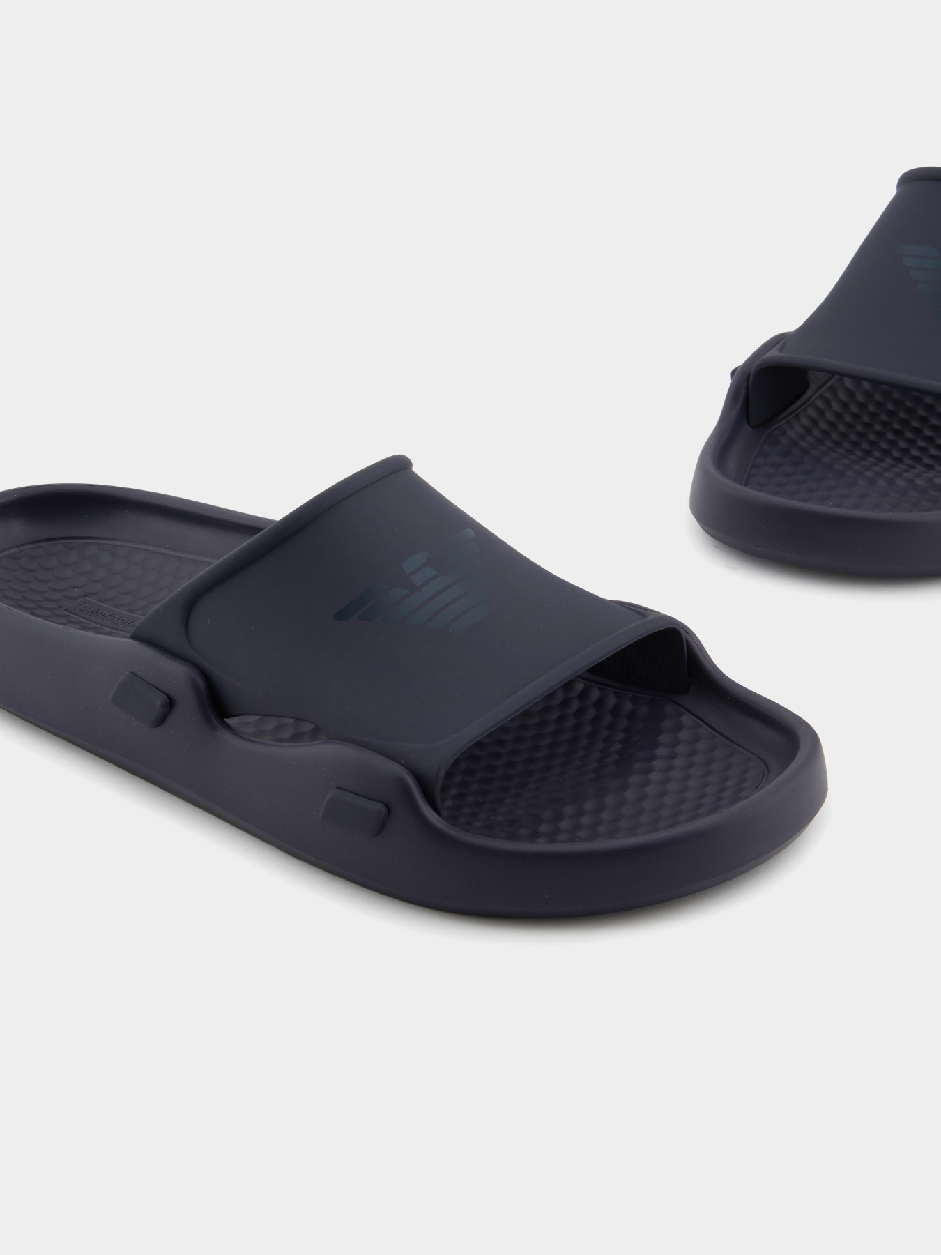 Шлепанцы Emporio Armani модель XVPS15-XD444-U536 Фото