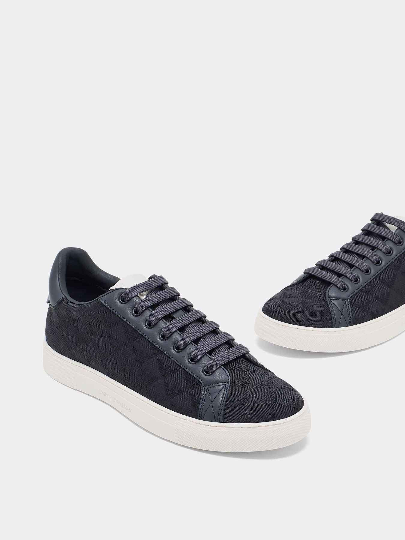 Кеды низкие Emporio Armani модель EM003843-AF20003-MB007 Фото