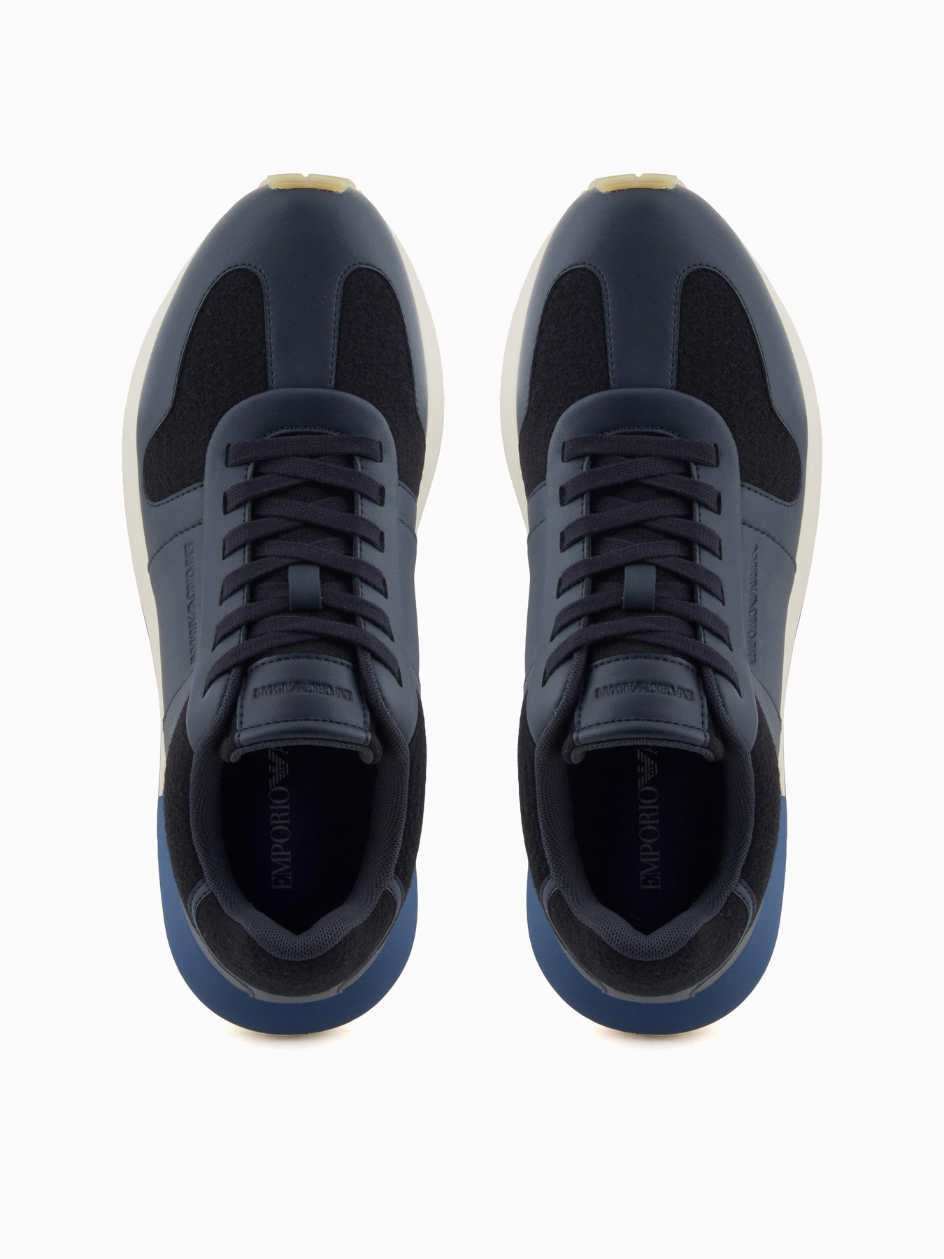 Кроссовки Emporio Armani модель EM002851-AF18013-ZB005 Фото